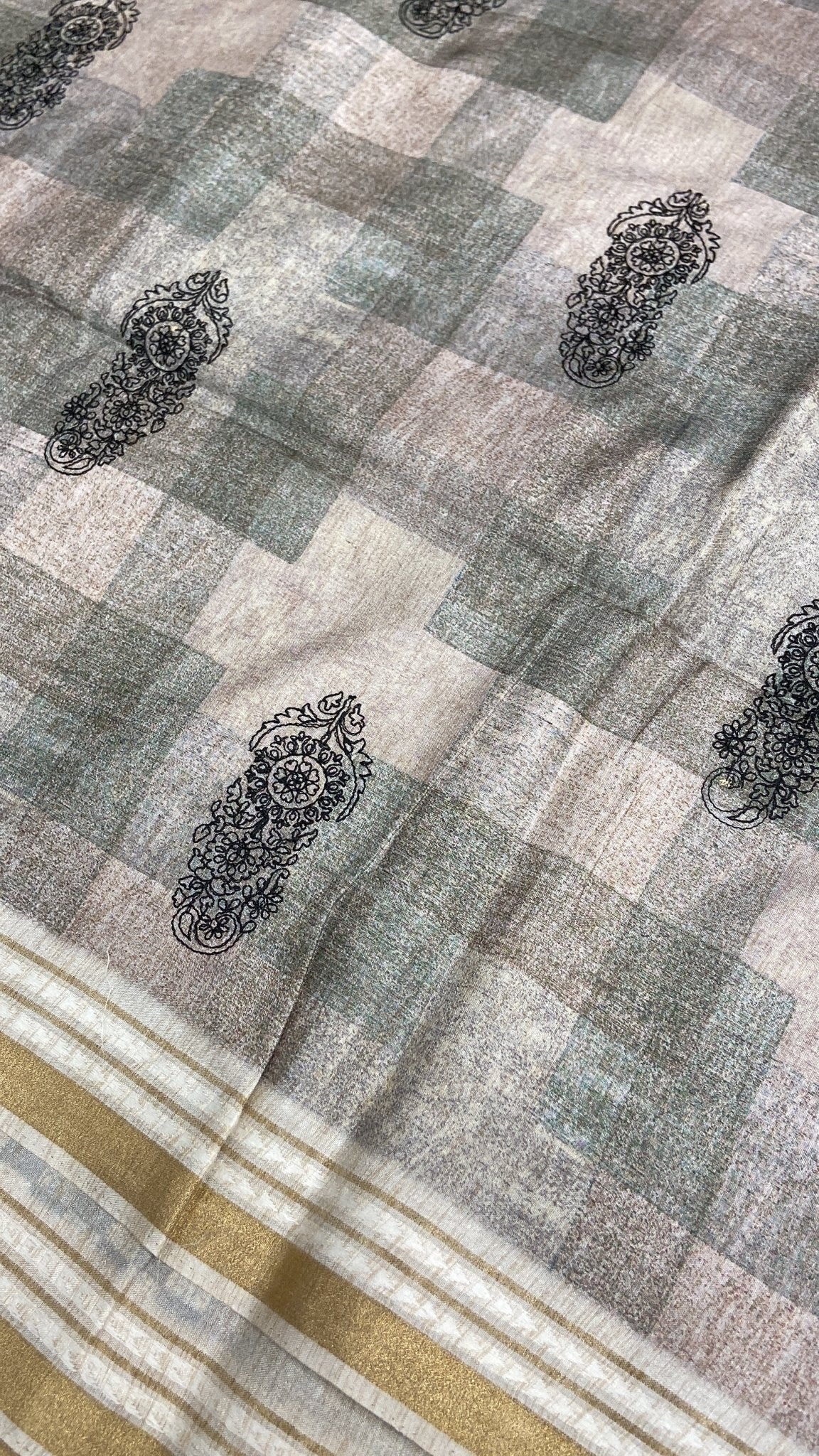 Premium Butter Silk Saree💚 - Kanjeevaram Silk Mandir