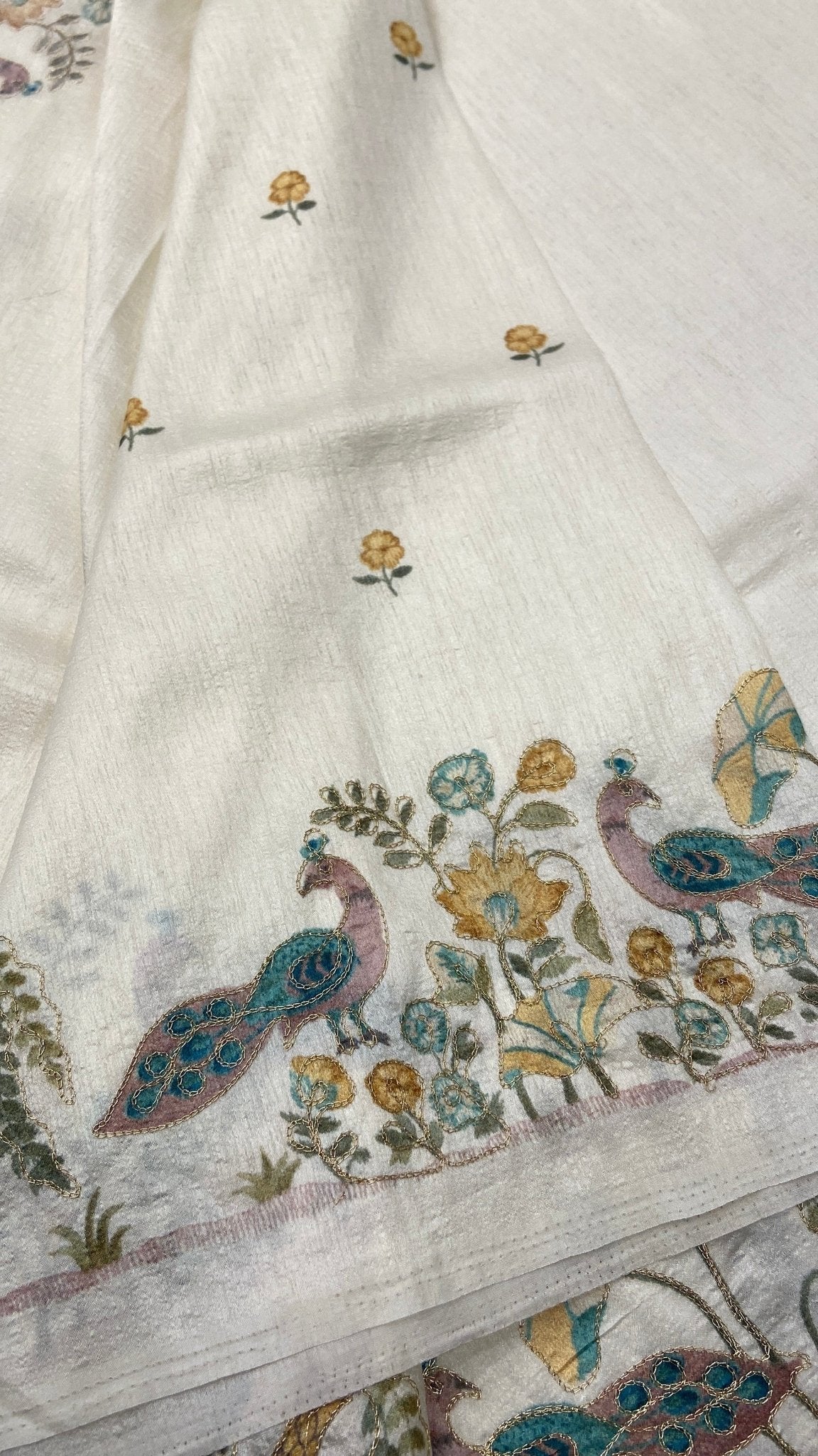 Premium Butter Silk Saree With Appliqué Zari - Kanjeevaram Silk Mandir