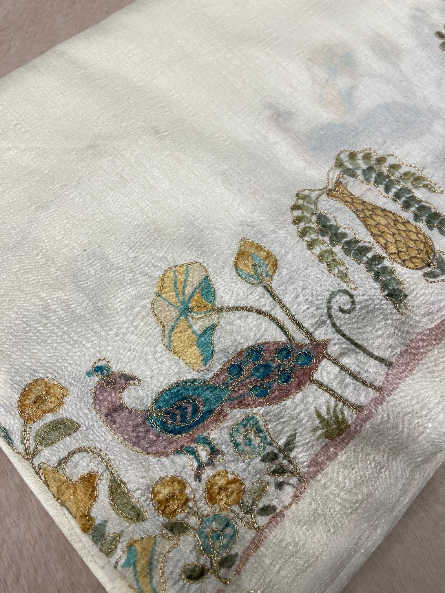 Premium Butter Silk Saree With Appliqué Zari - Kanjeevaram Silk Mandir