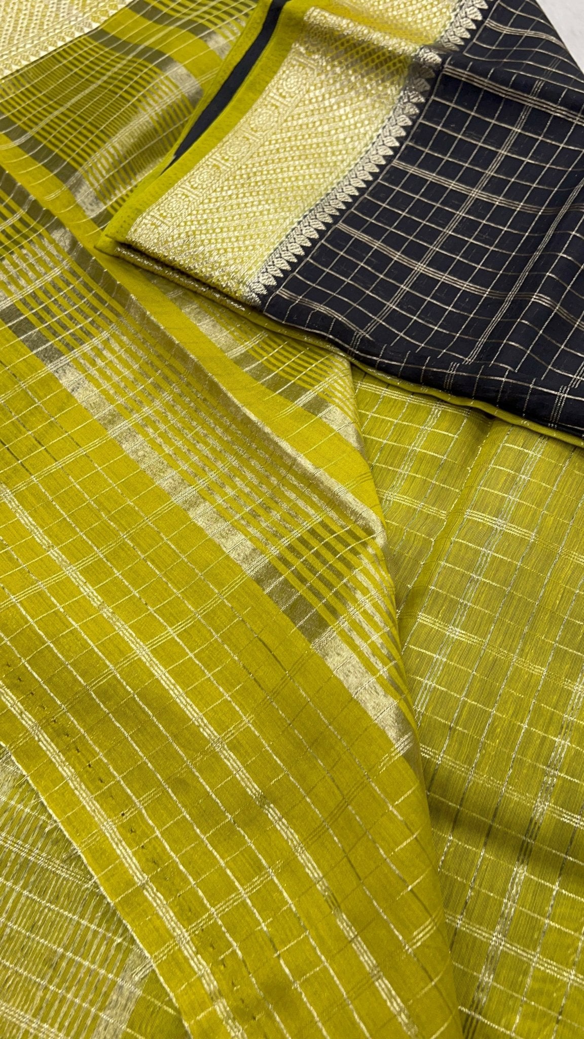 Premium Chanderi Silk Saree - Kanjeevaram Silk Mandir