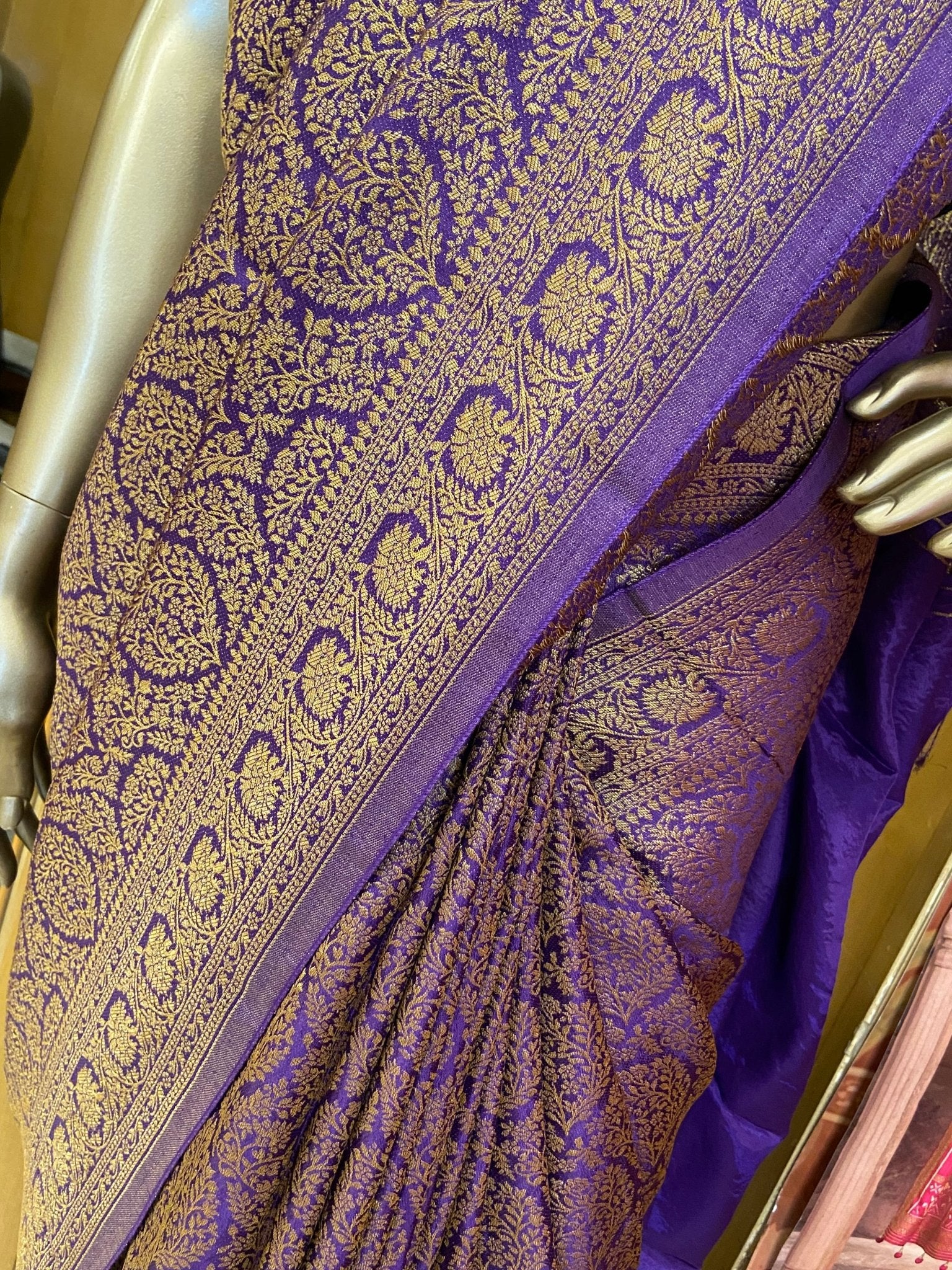 Premium Crepe Khaddi Georgette Saree - Kanjeevaram Silk Mandir