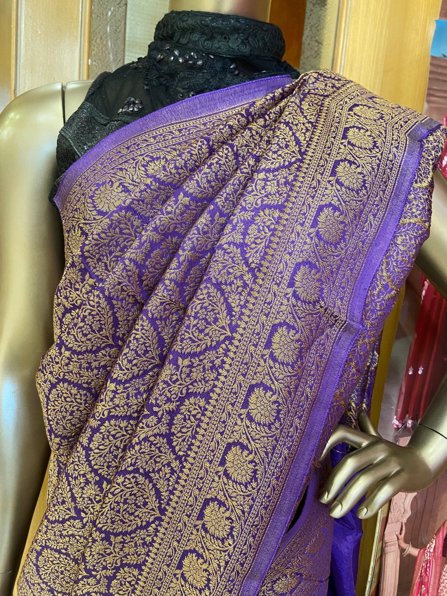 Premium Crepe Khaddi Georgette Saree - Kanjeevaram Silk Mandir