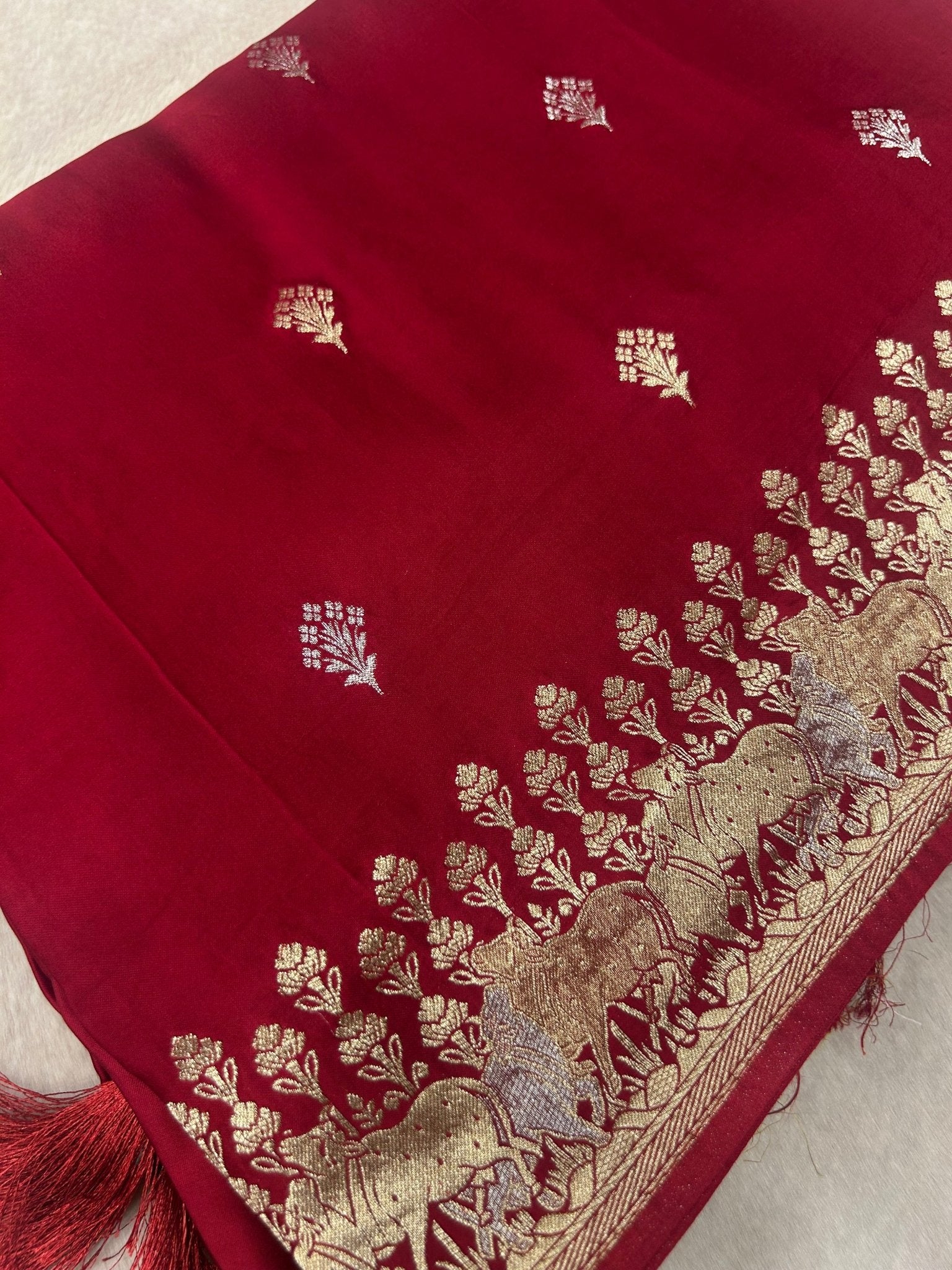 Premium crepe satin silk saree - Kanjeevaram Silk Mandir