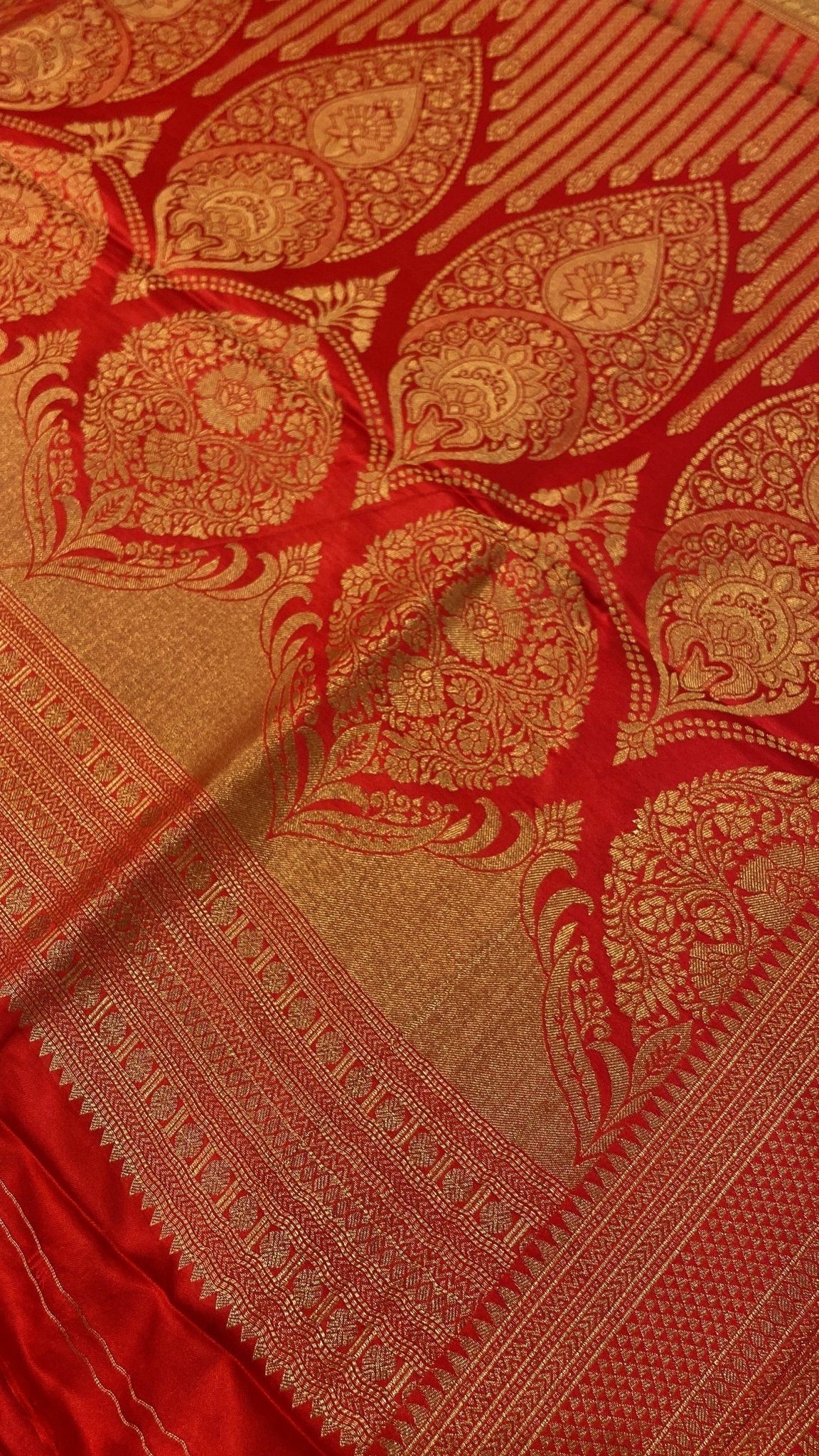 Premium crepe satin silk saree - Kanjeevaram Silk Mandir