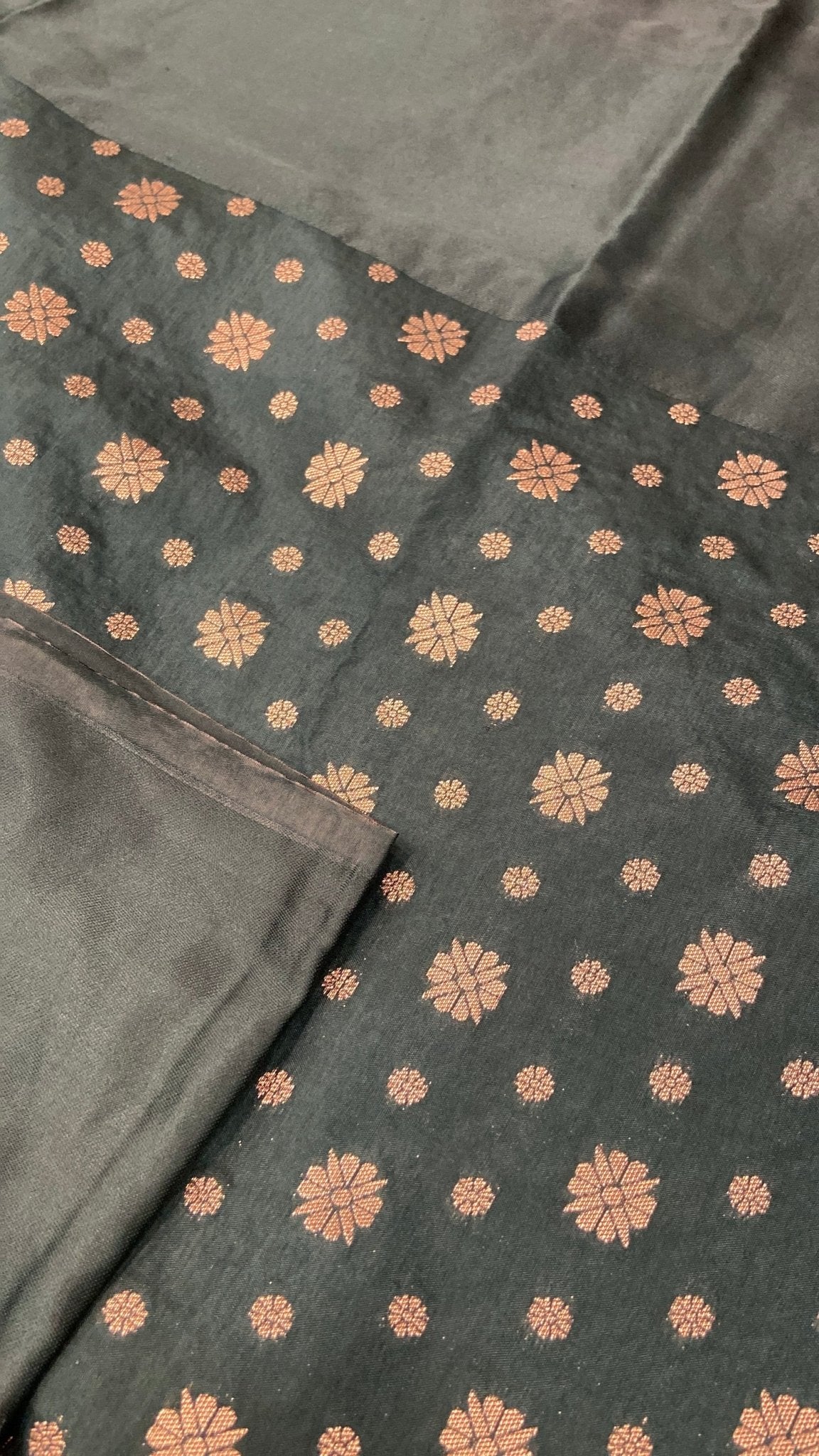 Premium Crepe Satin Silk Saree - Kanjeevaram Silk Mandir