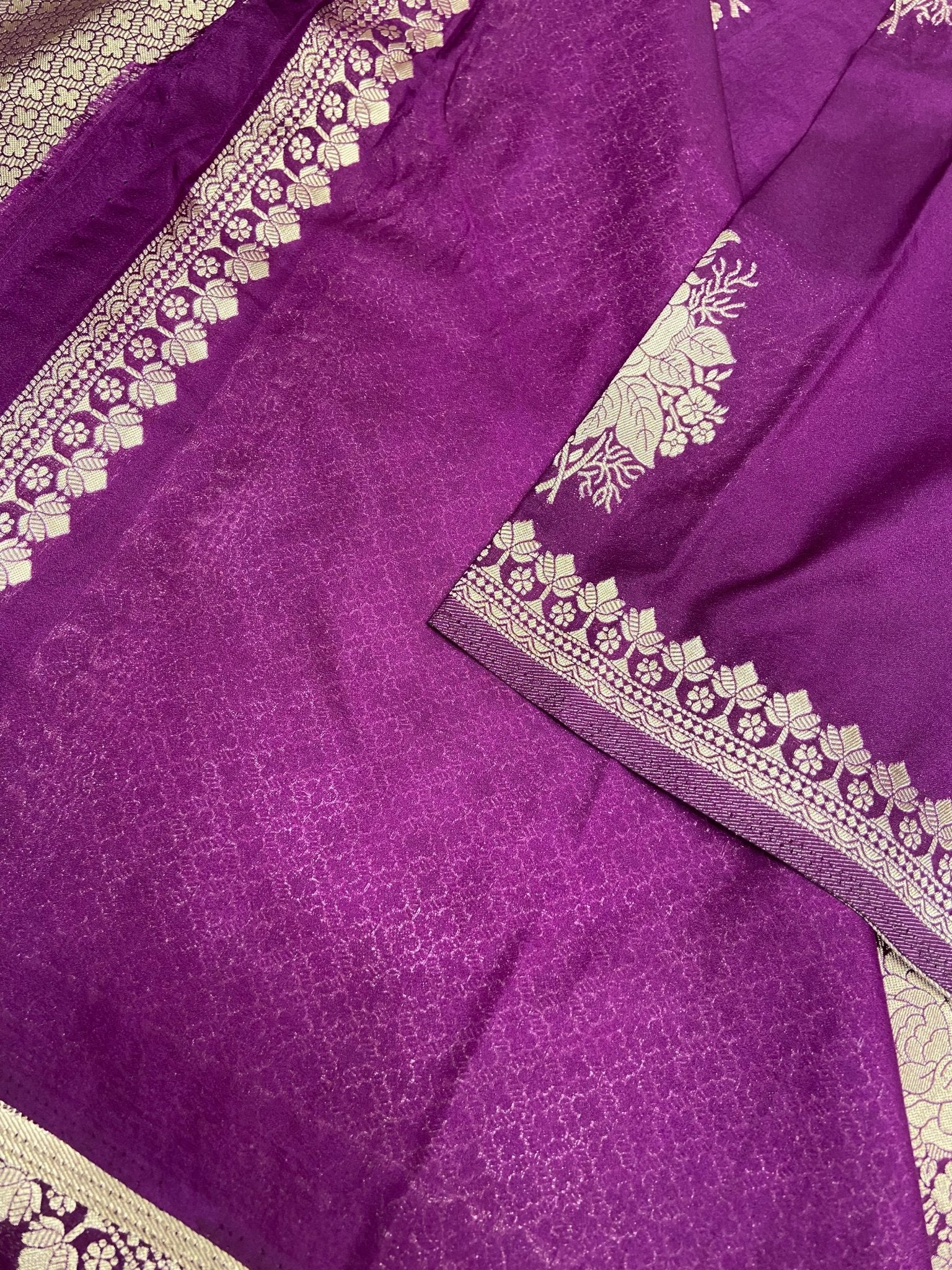 Premium Crepe Silk Saree - Kanjeevaram Silk Mandir