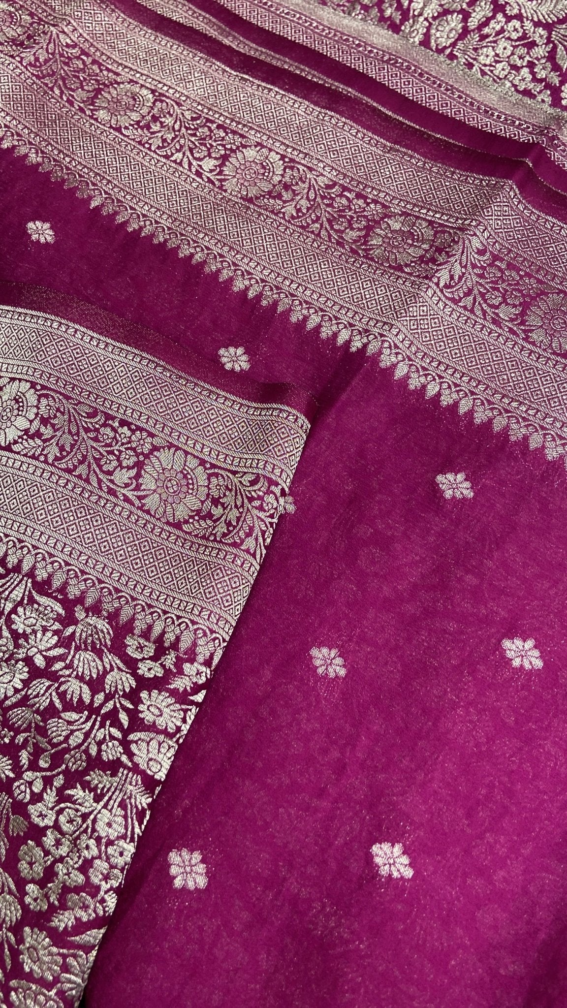 Premium Crush Crepe Georgette Saree - Kanjeevaram Silk Mandir