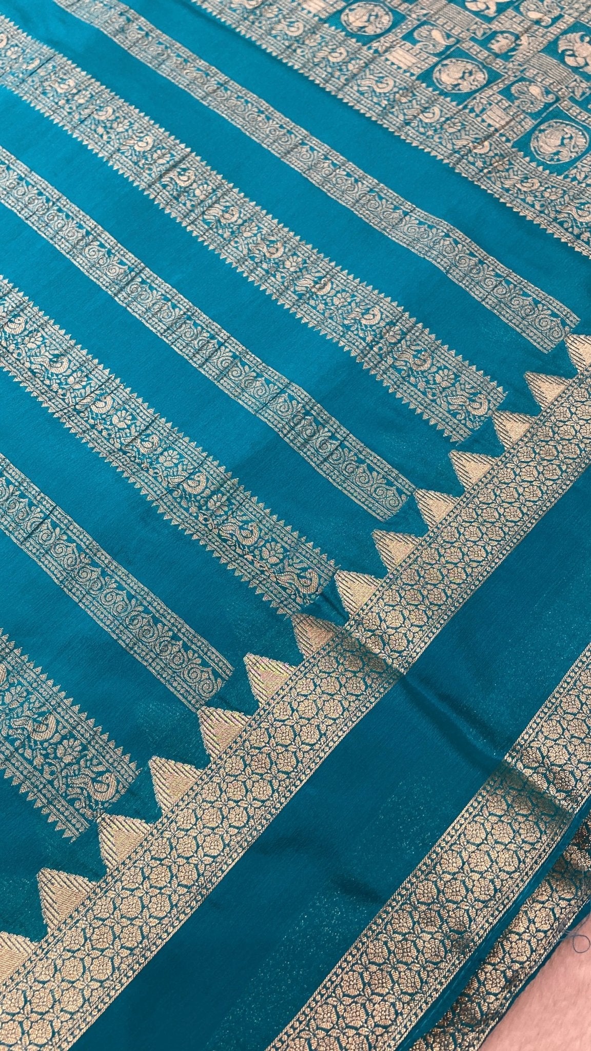 Premium Crush Crepe Georgette Saree - Kanjeevaram Silk Mandir