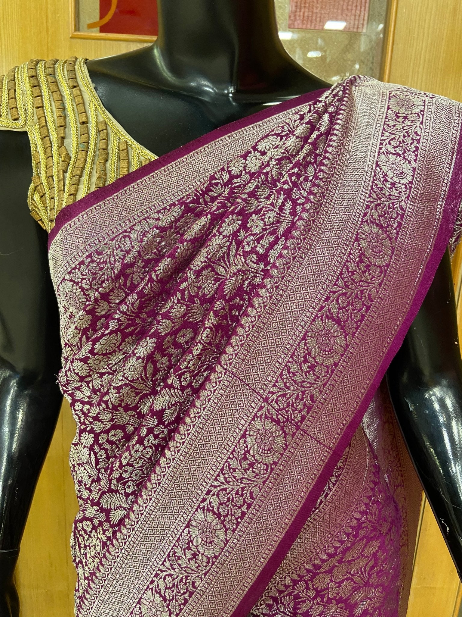 Premium Crush Crepe Georgette Saree - Kanjeevaram Silk Mandir