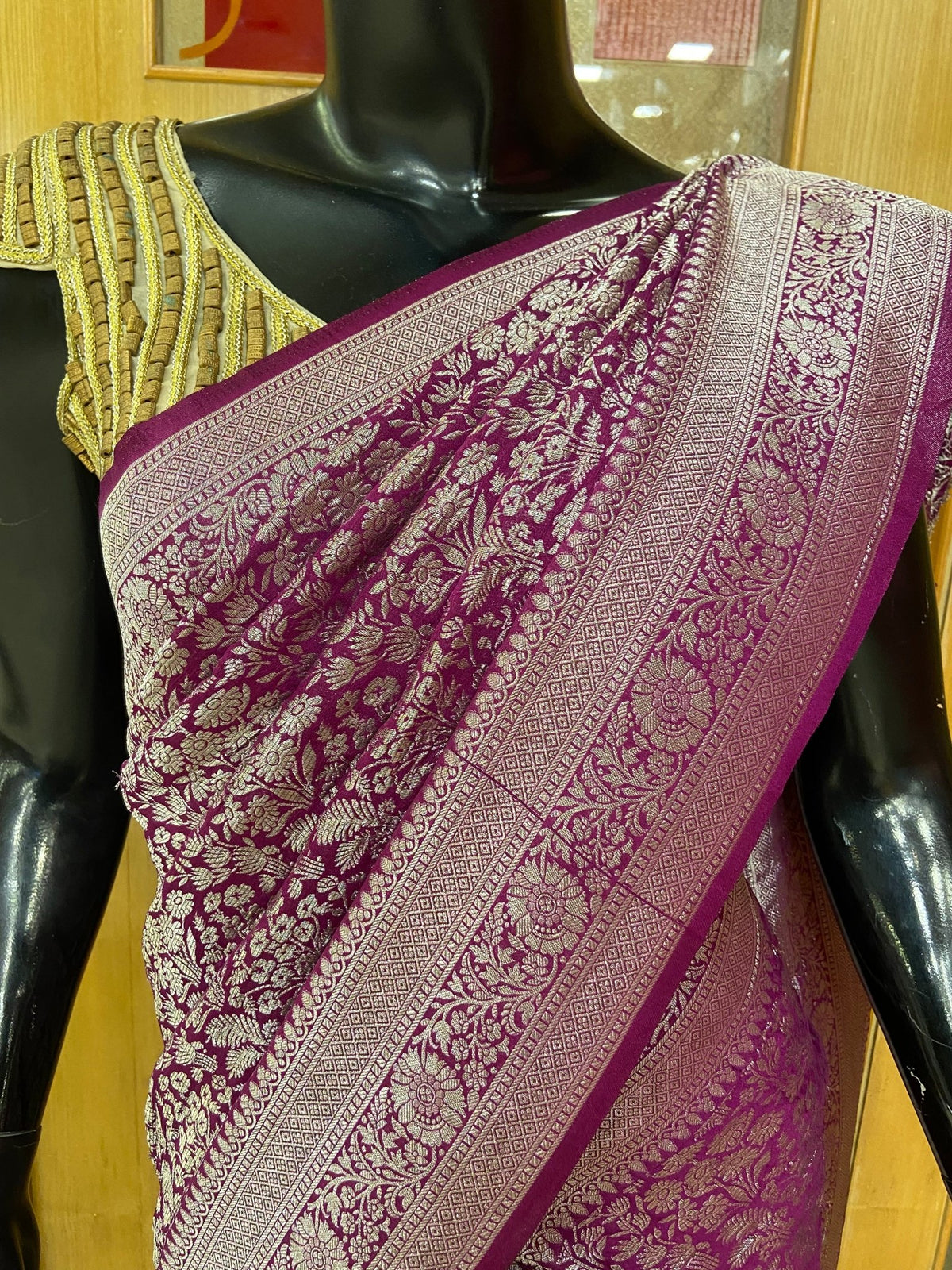 Premium Crush Crepe Georgette Saree - Kanjeevaram Silk Mandir