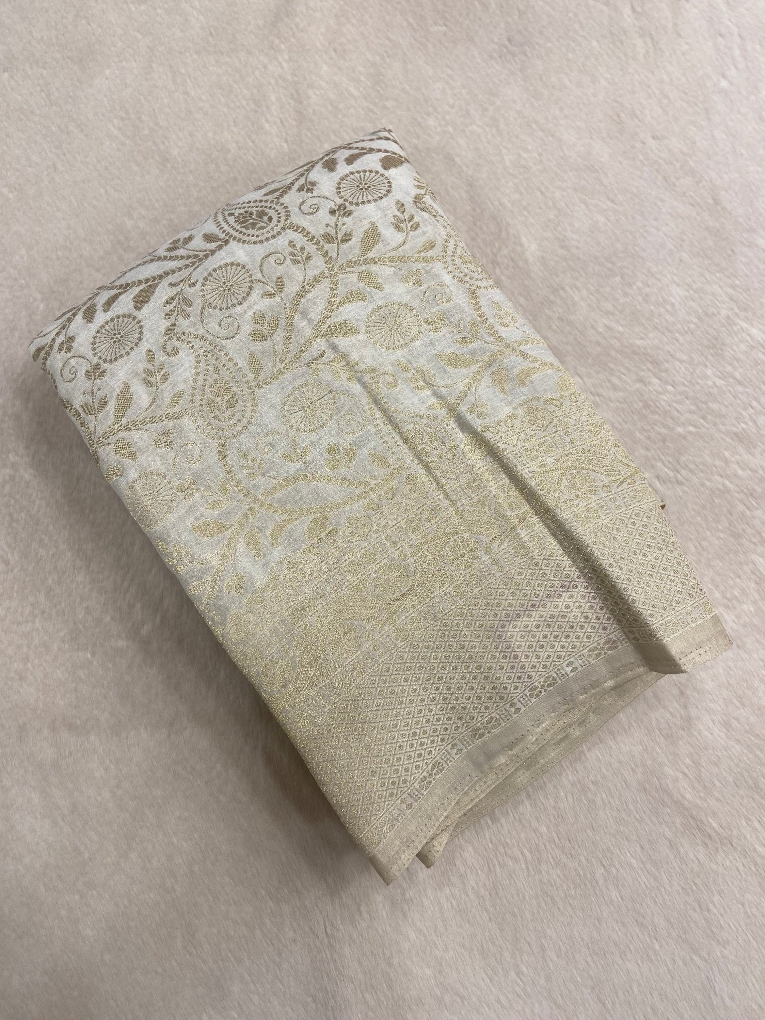 Premium Crush Georgette Saree - Kanjeevaram Silk Mandir