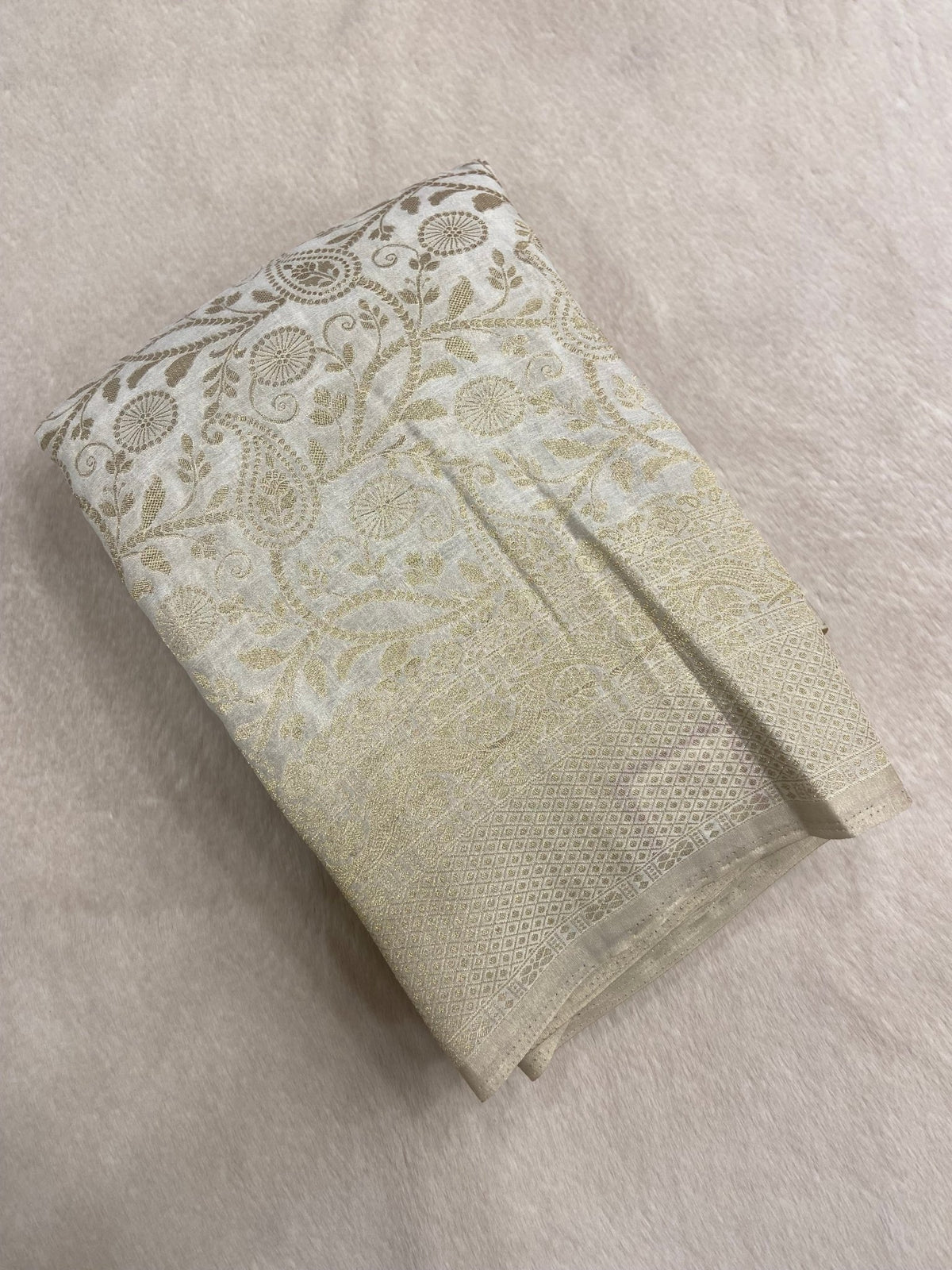 Premium Crush Georgette Saree - Kanjeevaram Silk Mandir