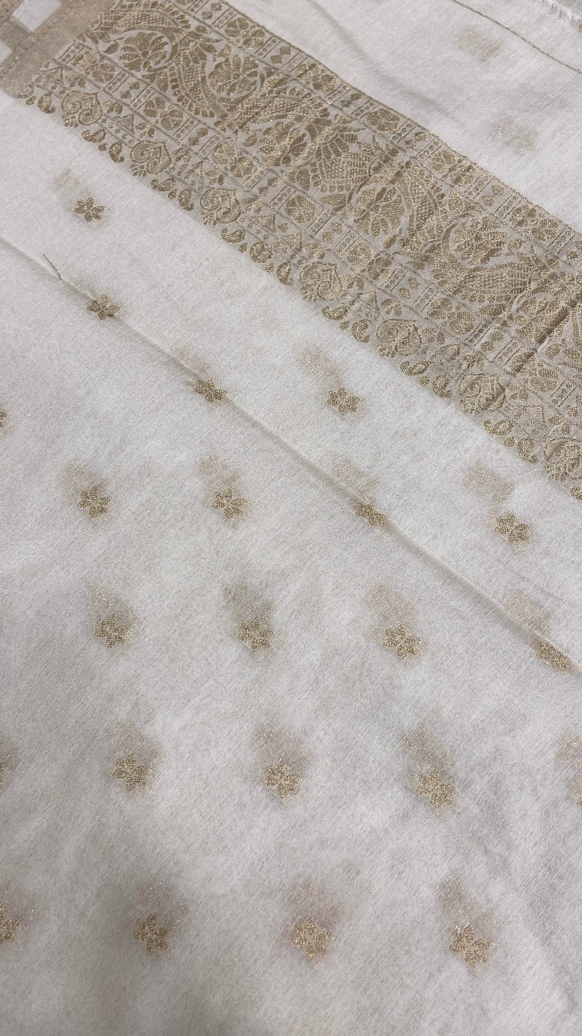 Premium Crush Georgette Saree - Kanjeevaram Silk Mandir
