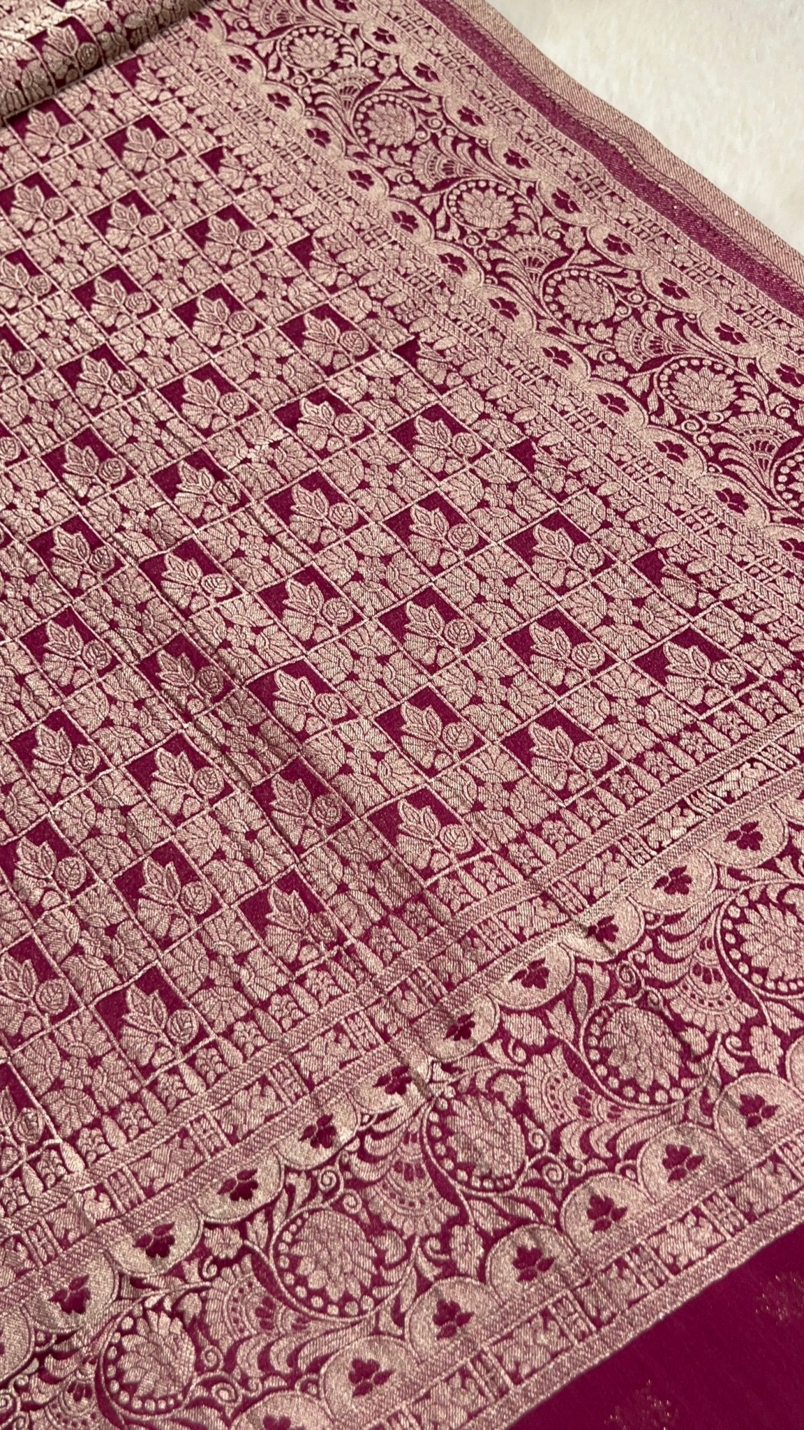 Premium Crush Georgette Saree 🌸 - Kanjeevaram Silk Mandir