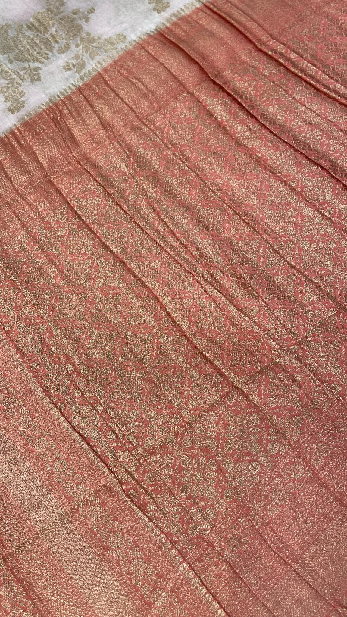 Premium Crush Georgette Saree - Kanjeevaram Silk Mandir