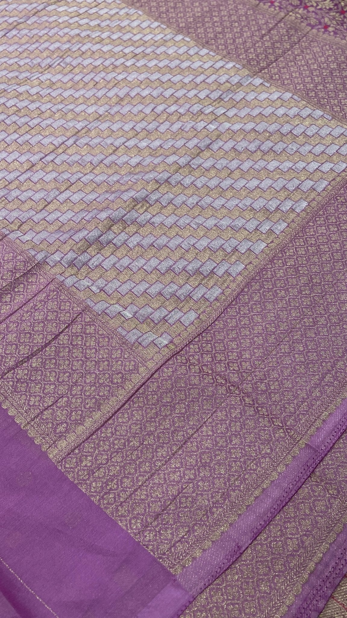 Premium Crush Georgette Saree - Kanjeevaram Silk Mandir