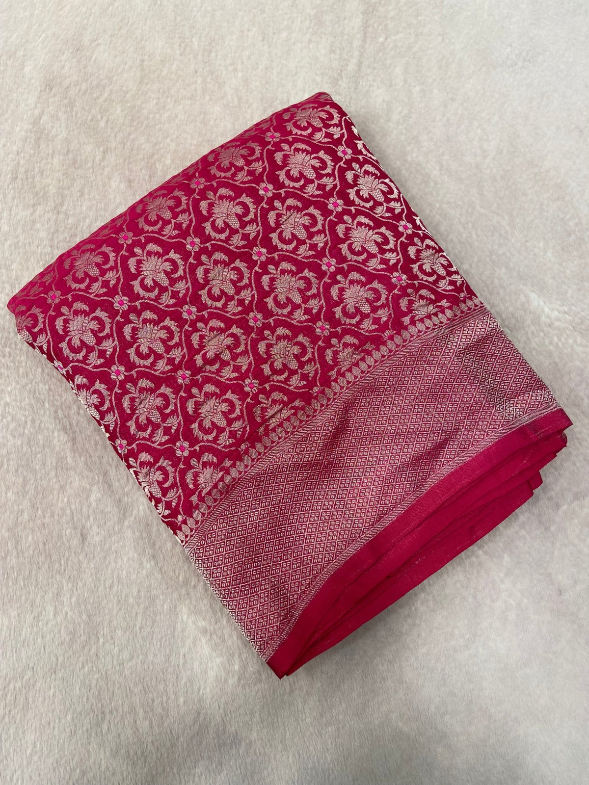 Premium Crush Georgette Saree - Kanjeevaram Silk Mandir