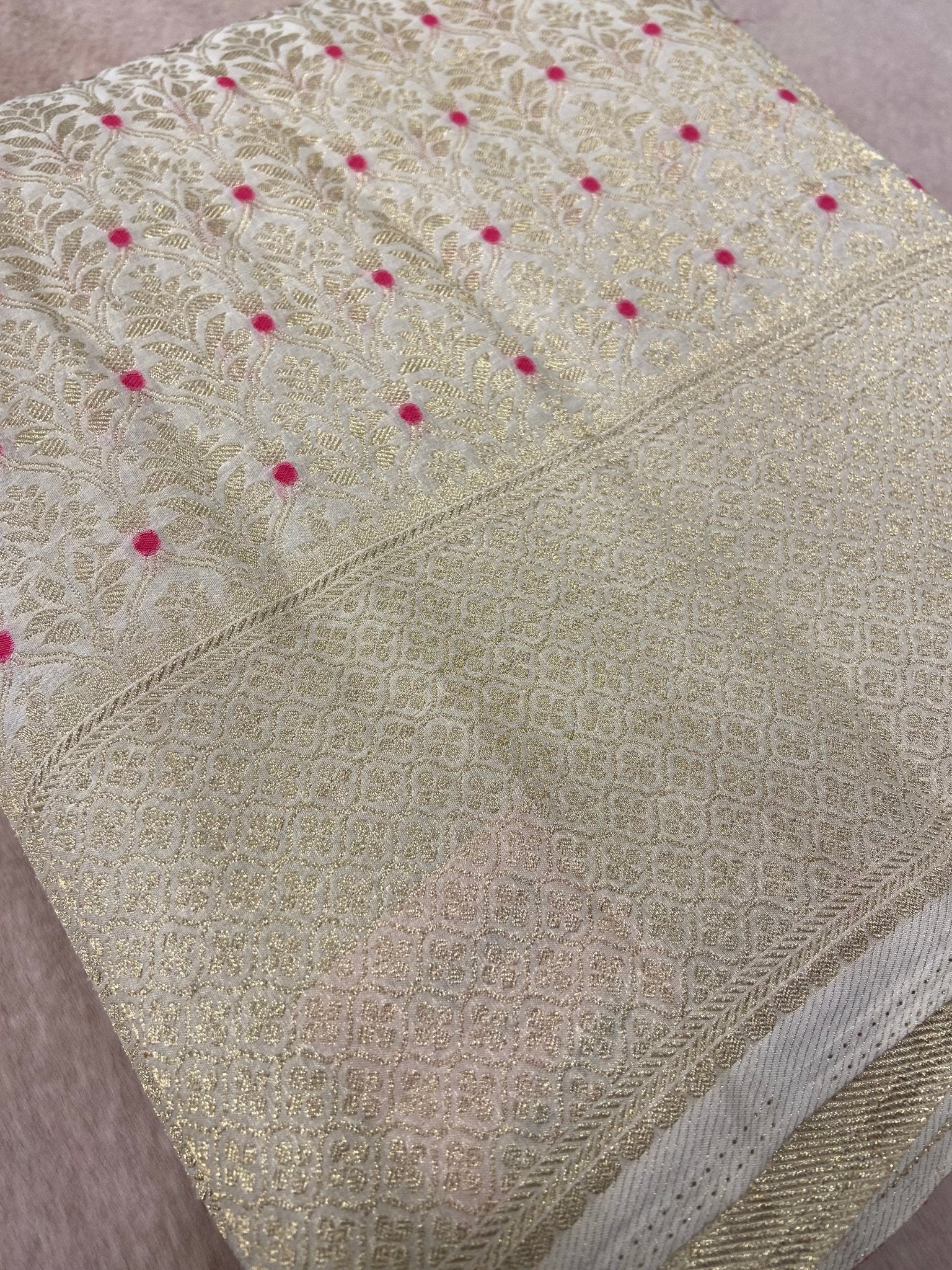 Premium Crush Georgette Saree - Kanjeevaram Silk Mandir