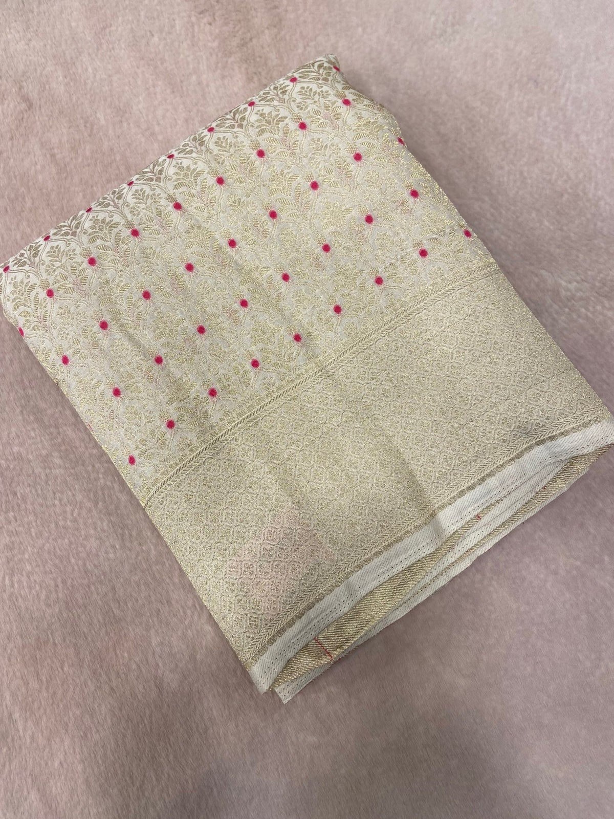 Premium Crush Georgette Saree - Kanjeevaram Silk Mandir