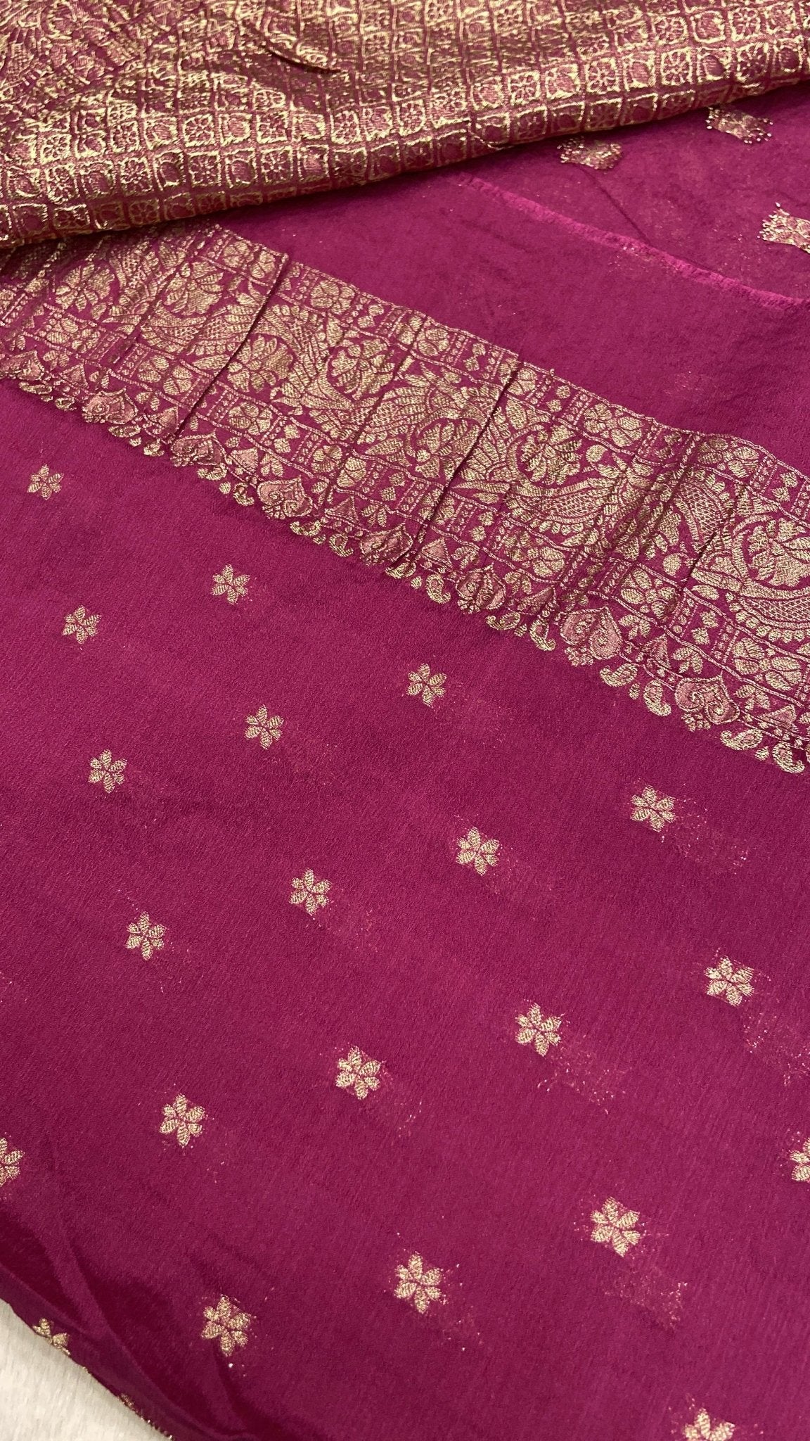 Premium Crush Georgette Saree - Kanjeevaram Silk Mandir