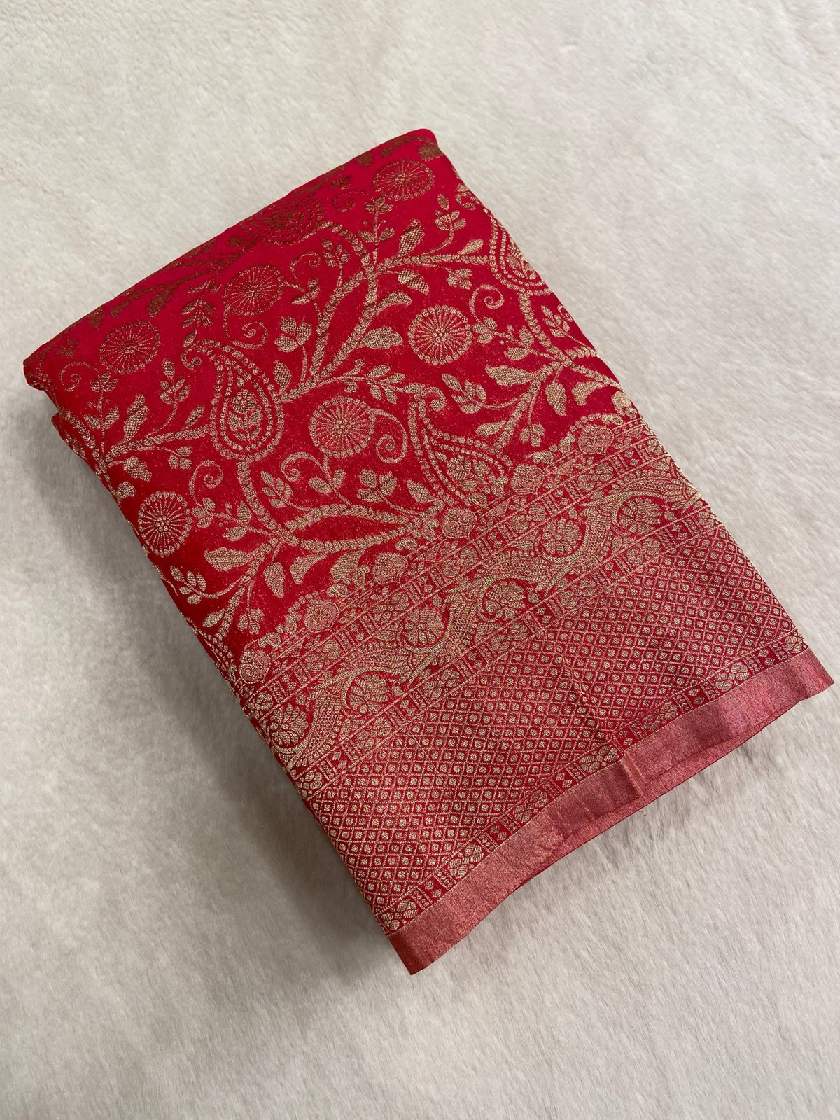 Premium Crush Georgette Saree - Kanjeevaram Silk Mandir