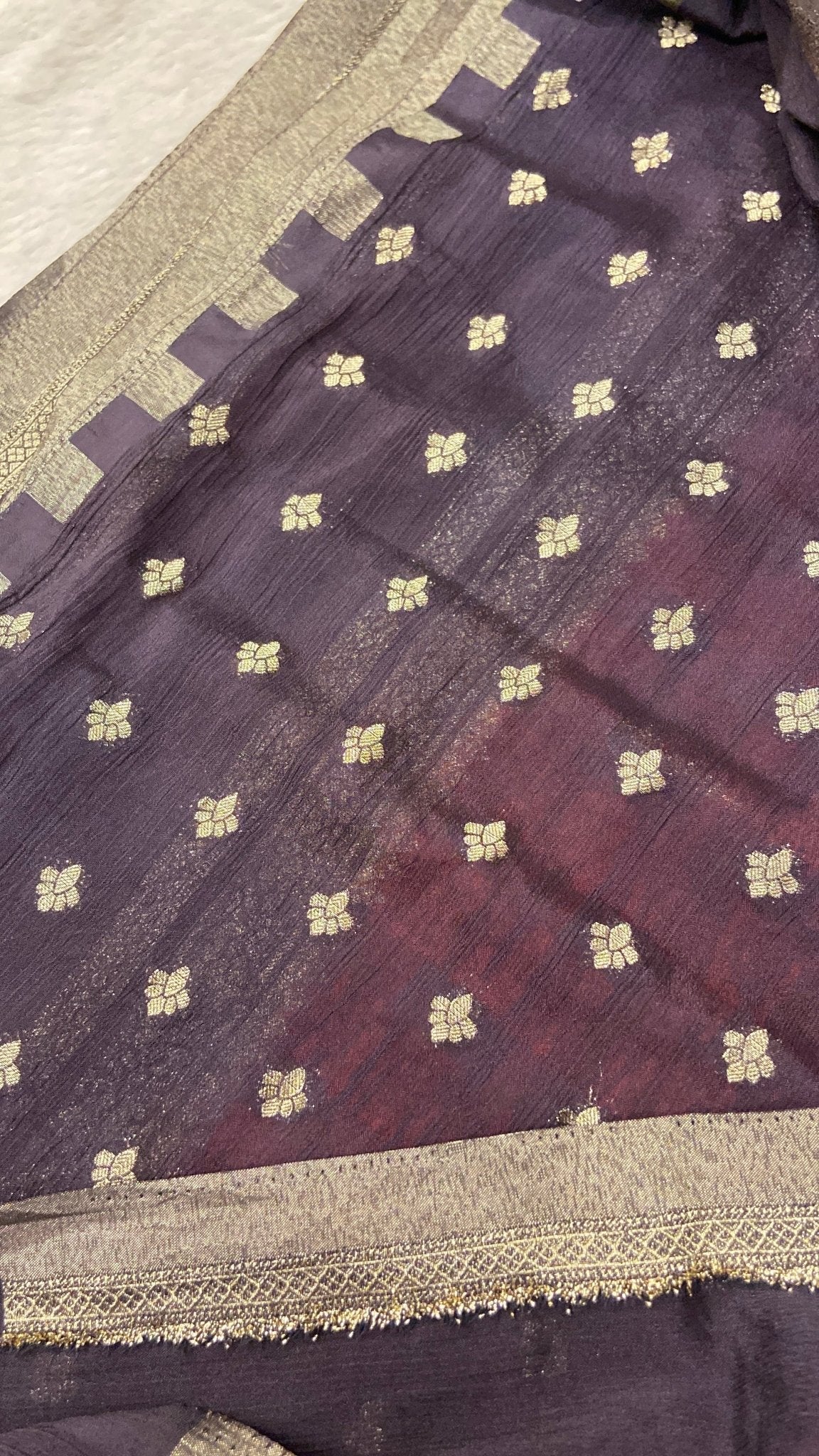 Premium Crush Georgette Saree - Kanjeevaram Silk Mandir