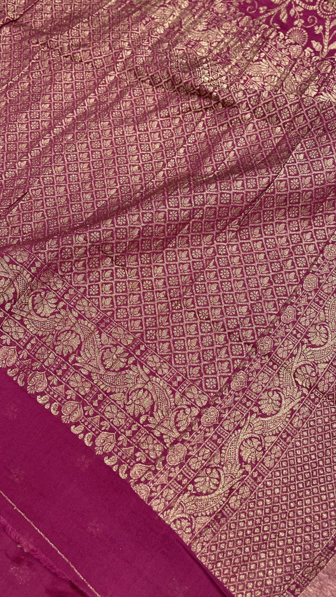 Premium Crush Georgette Saree - Kanjeevaram Silk Mandir