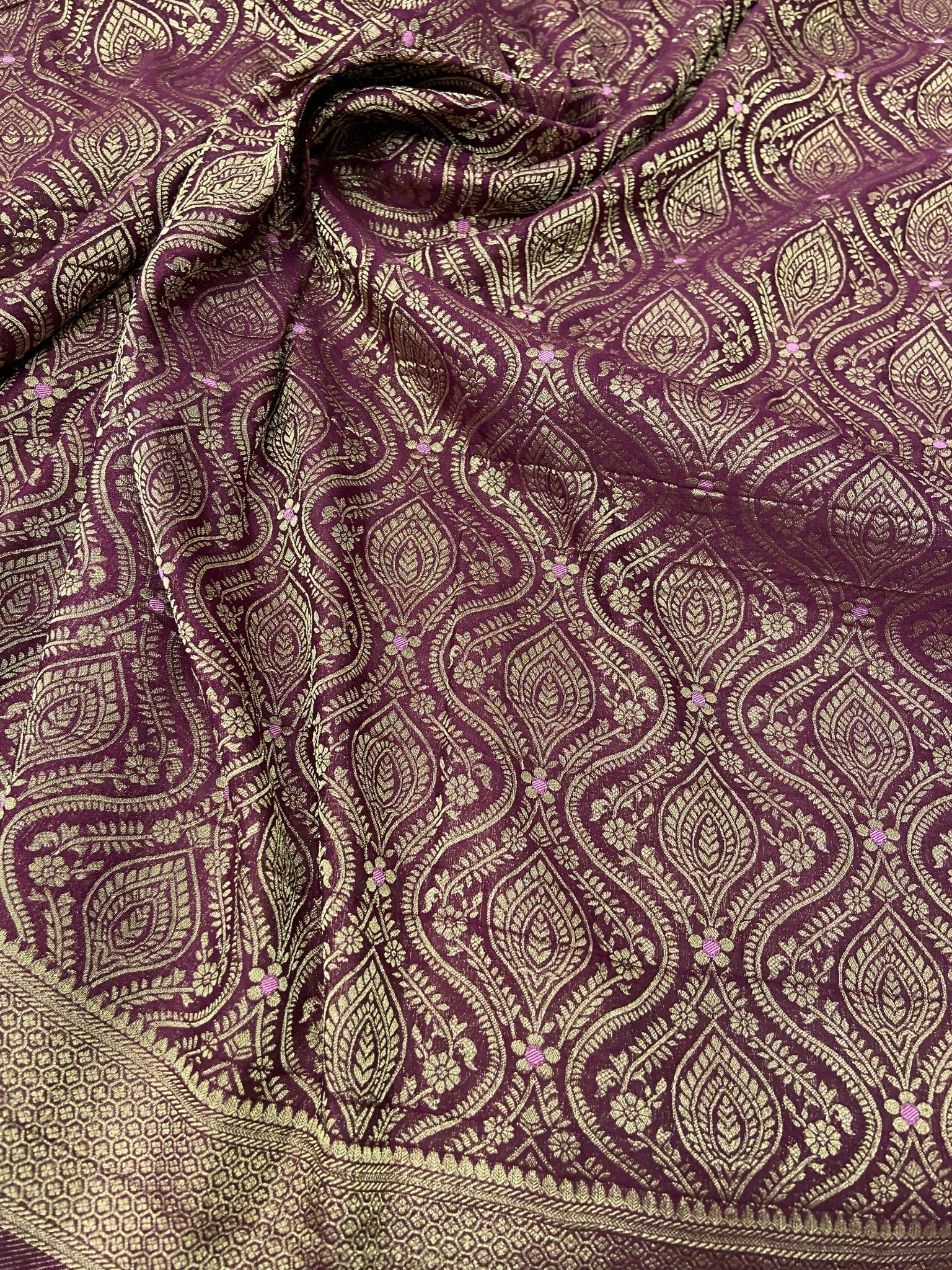 Premium Crush Georgette Saree - Kanjeevaram Silk Mandir