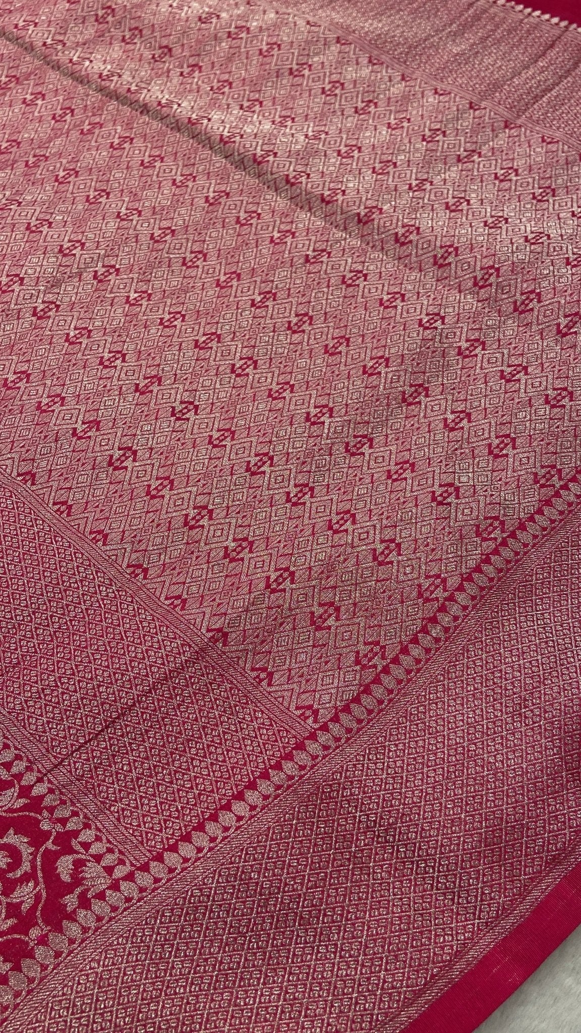 Premium Crush Georgette Saree - Kanjeevaram Silk Mandir