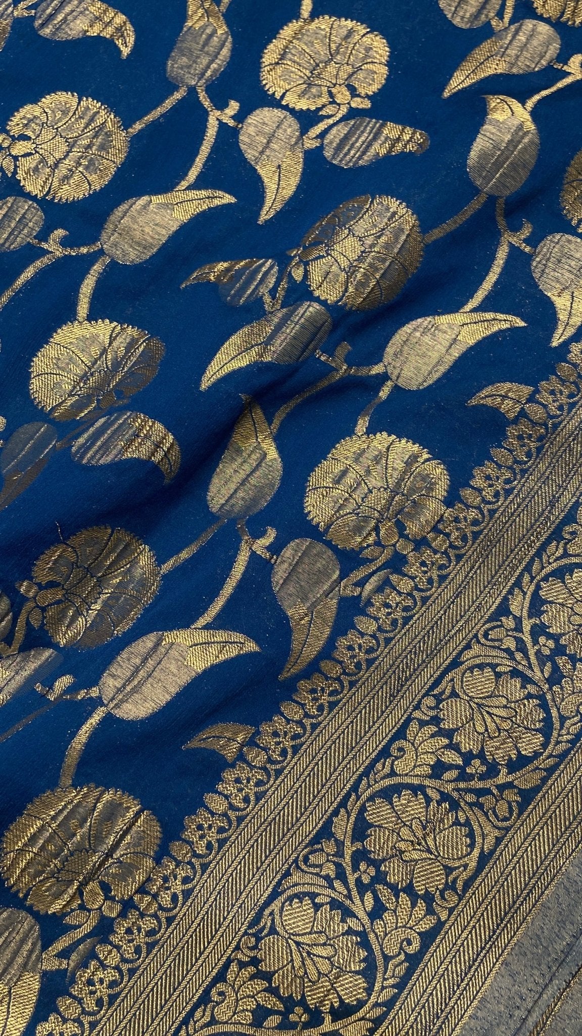 Premium Crush Georgette Saree - Kanjeevaram Silk Mandir