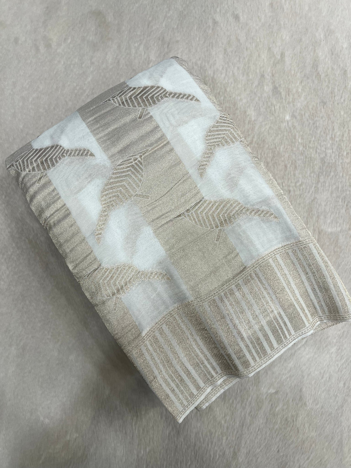 Premium Crush Georgette Saree - Kanjeevaram Silk Mandir