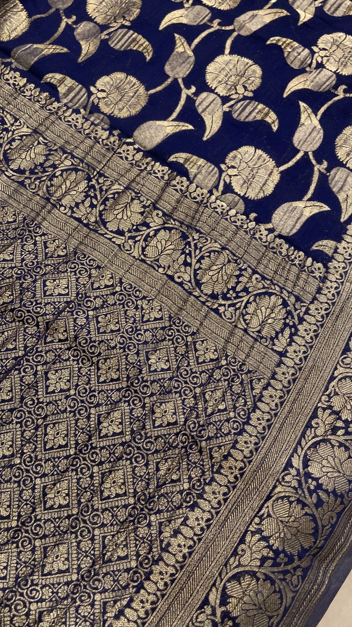 Premium Crush Georgette Saree (Navy Blue) - Kanjeevaram Silk Mandir