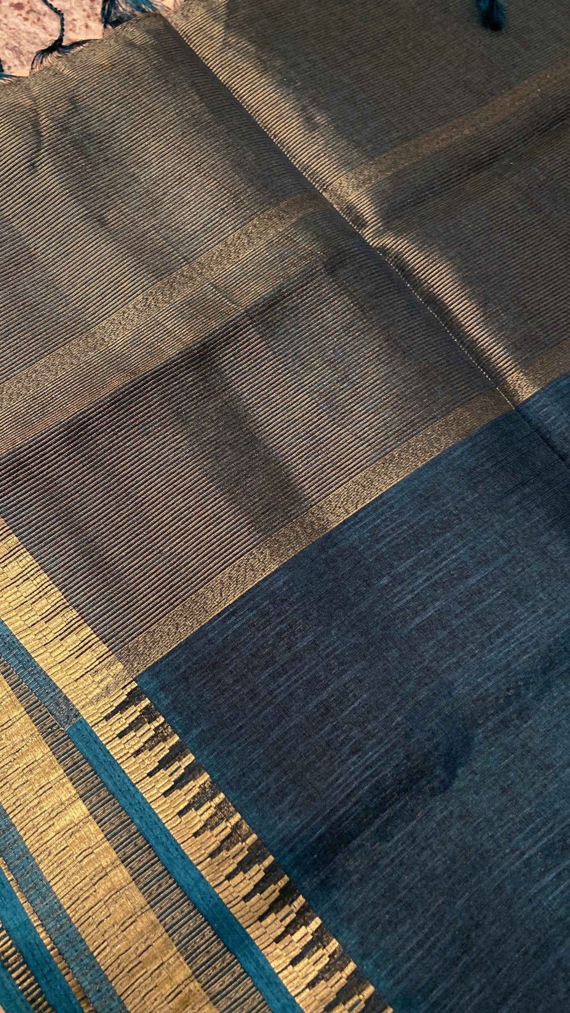 Premium Dhupion Silk Saree - Kanjeevaram Silk Mandir