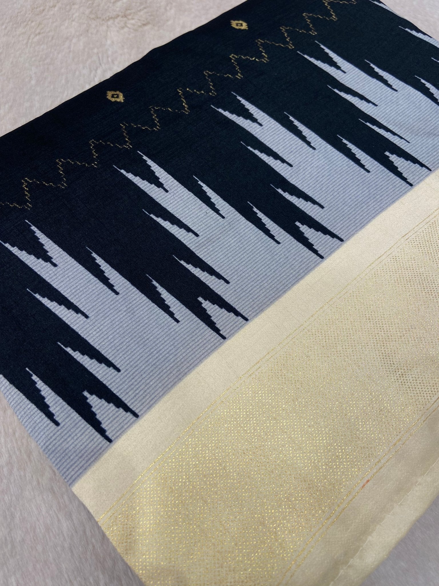 Premium Dola Silk Saree - Kanjeevaram Silk Mandir