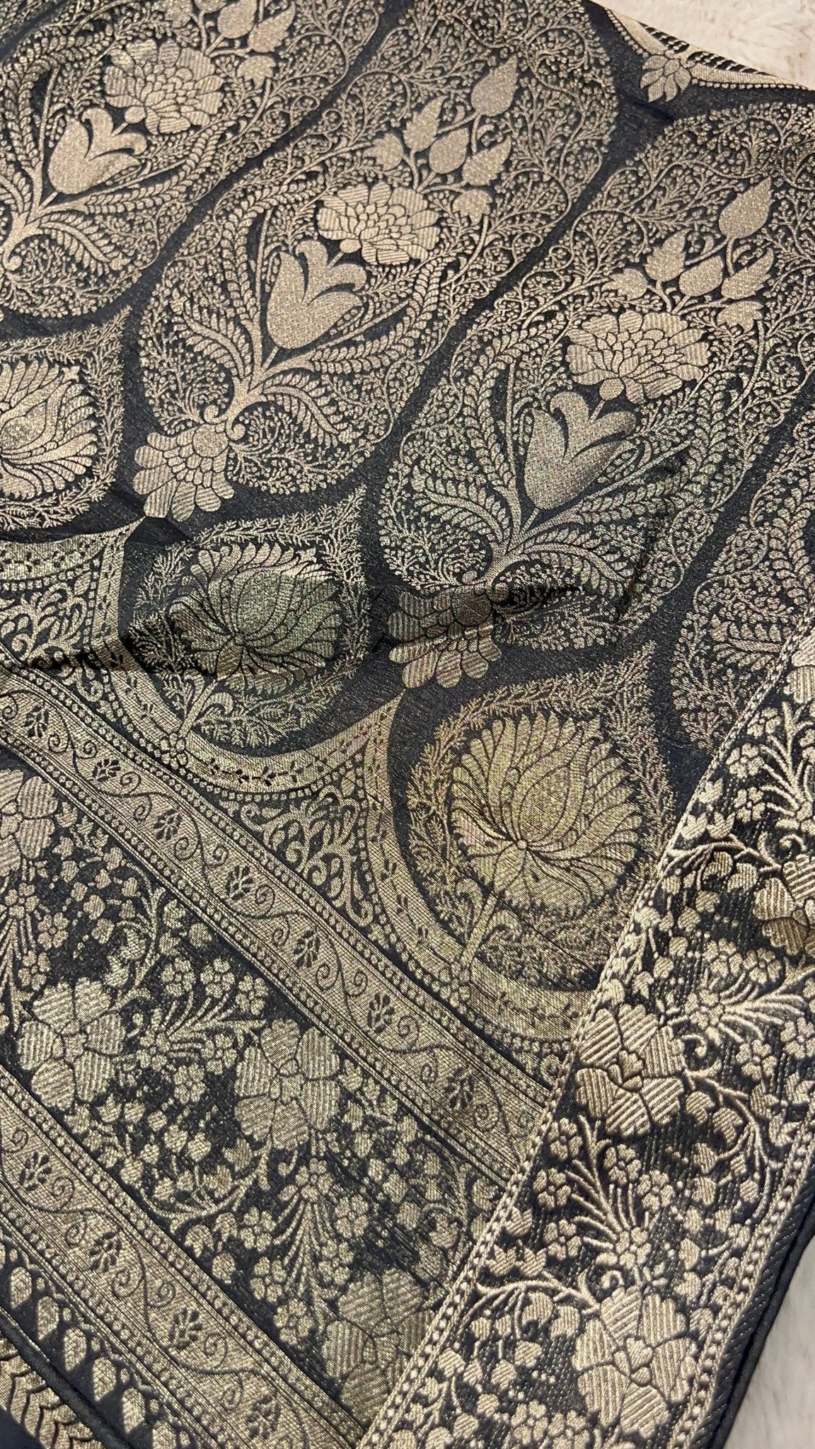 Premium Dola Silk Saree🖤 - Kanjeevaram Silk Mandir