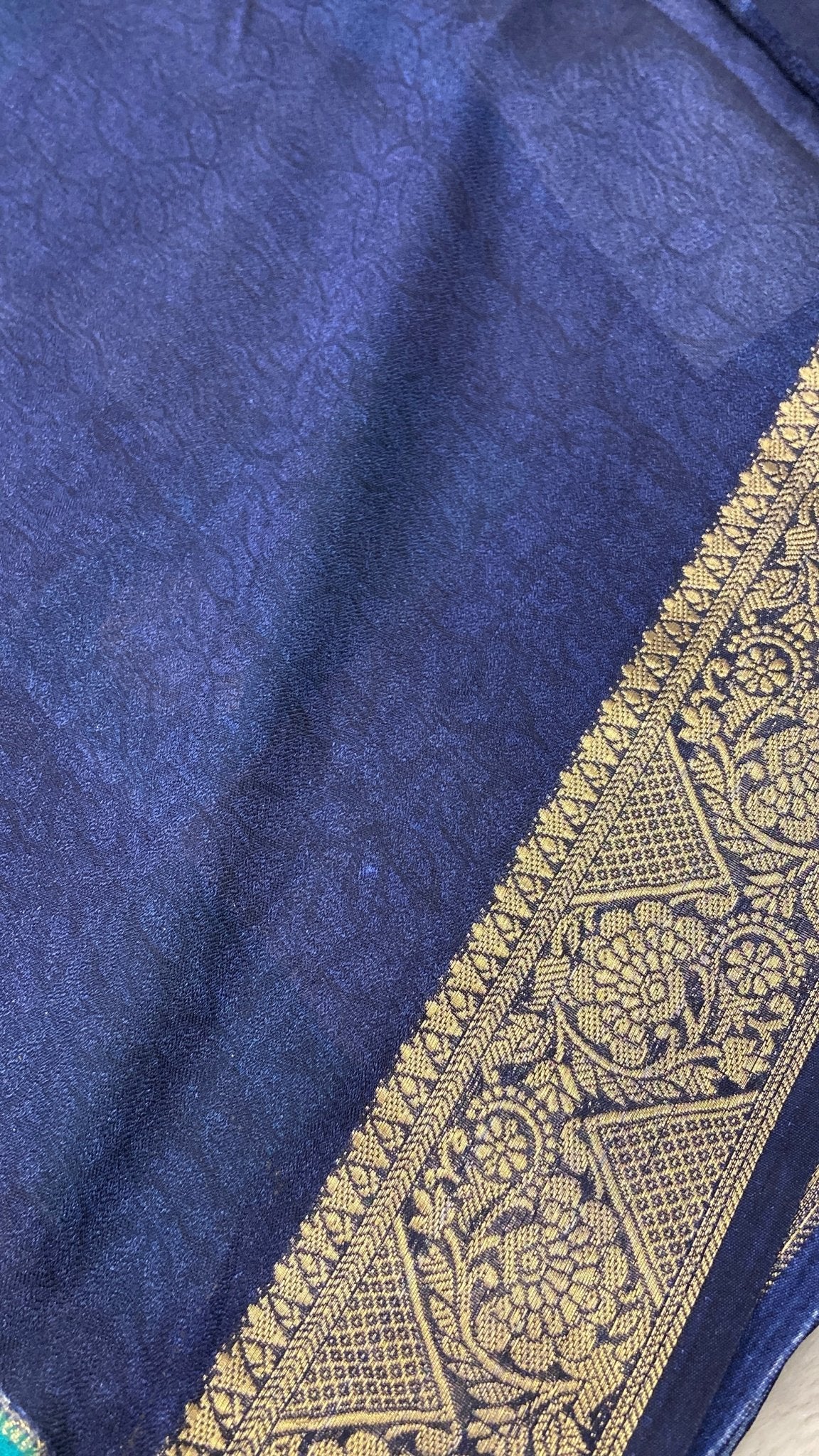 Premium Dola Silk Saree - Kanjeevaram Silk Mandir
