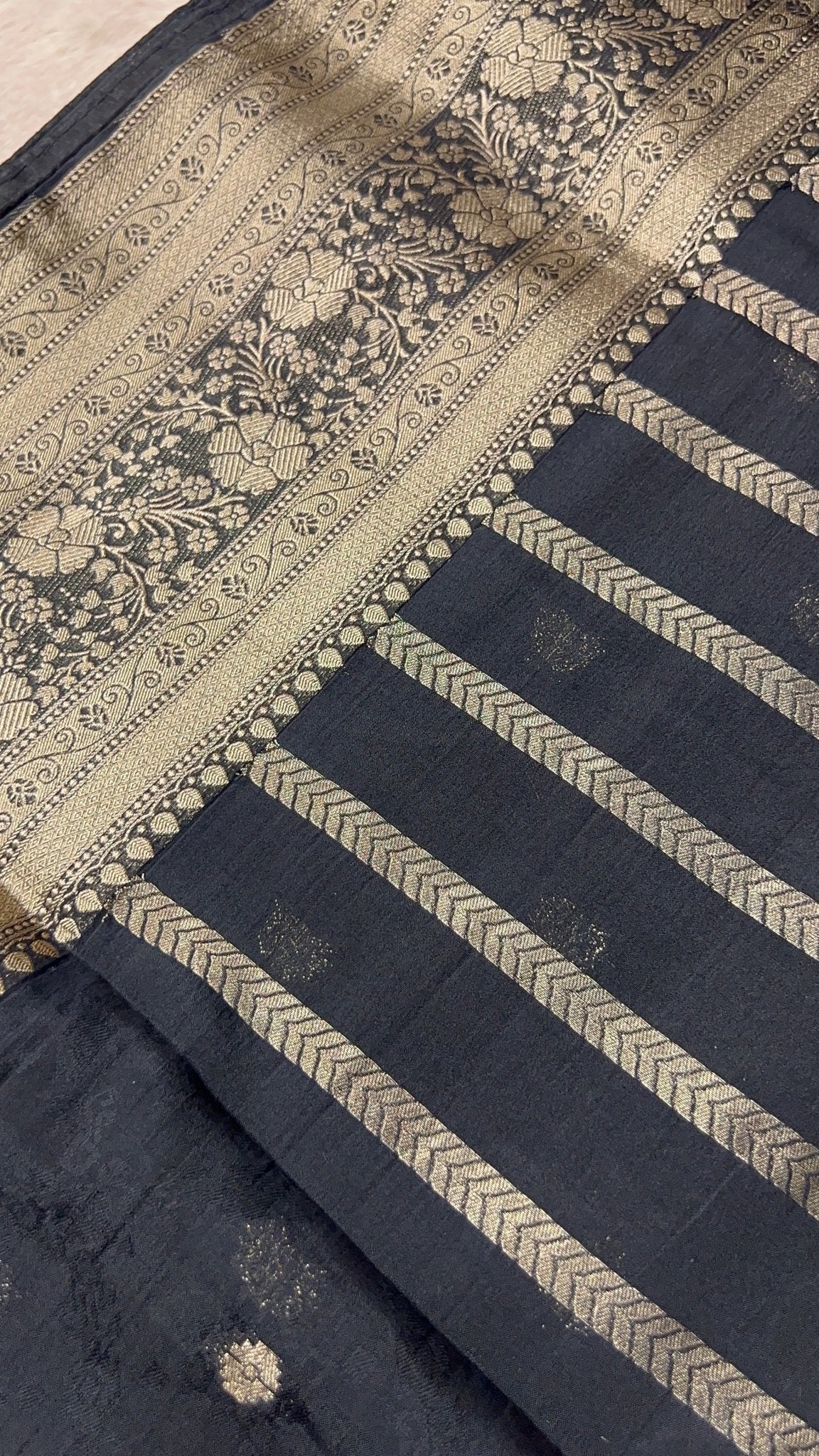 Premium Dola Silk Saree🖤 - Kanjeevaram Silk Mandir