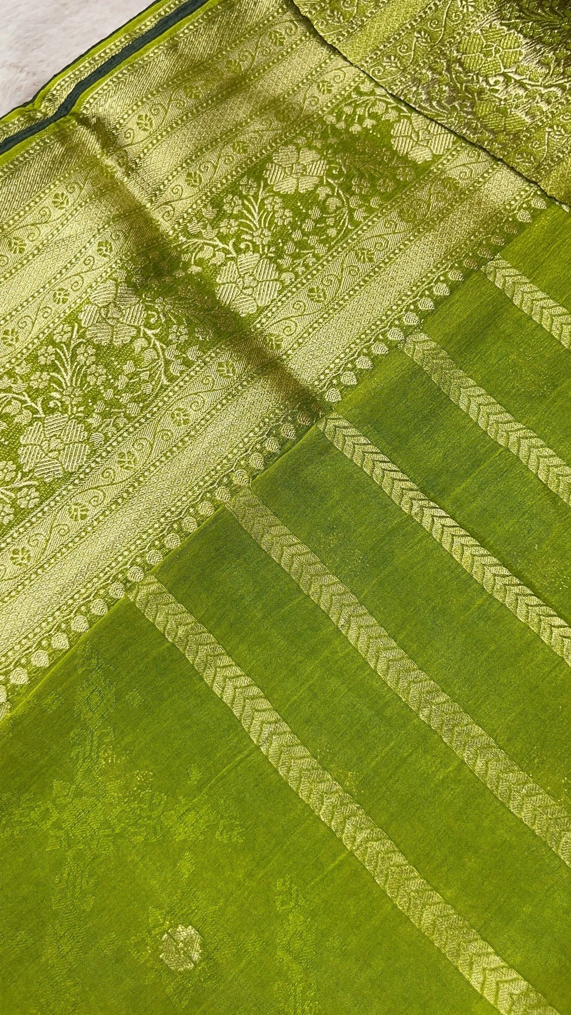 Premium Dola Silk Saree - Kanjeevaram Silk Mandir