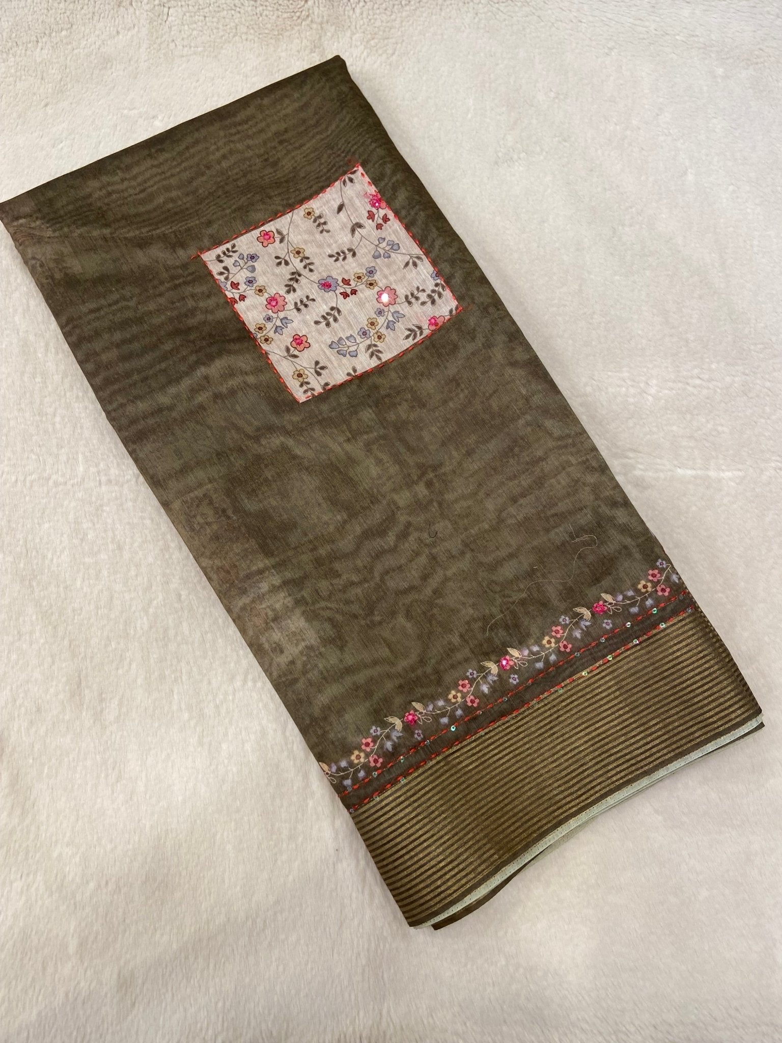 Premium Dola Silk Saree - Kanjeevaram Silk Mandir