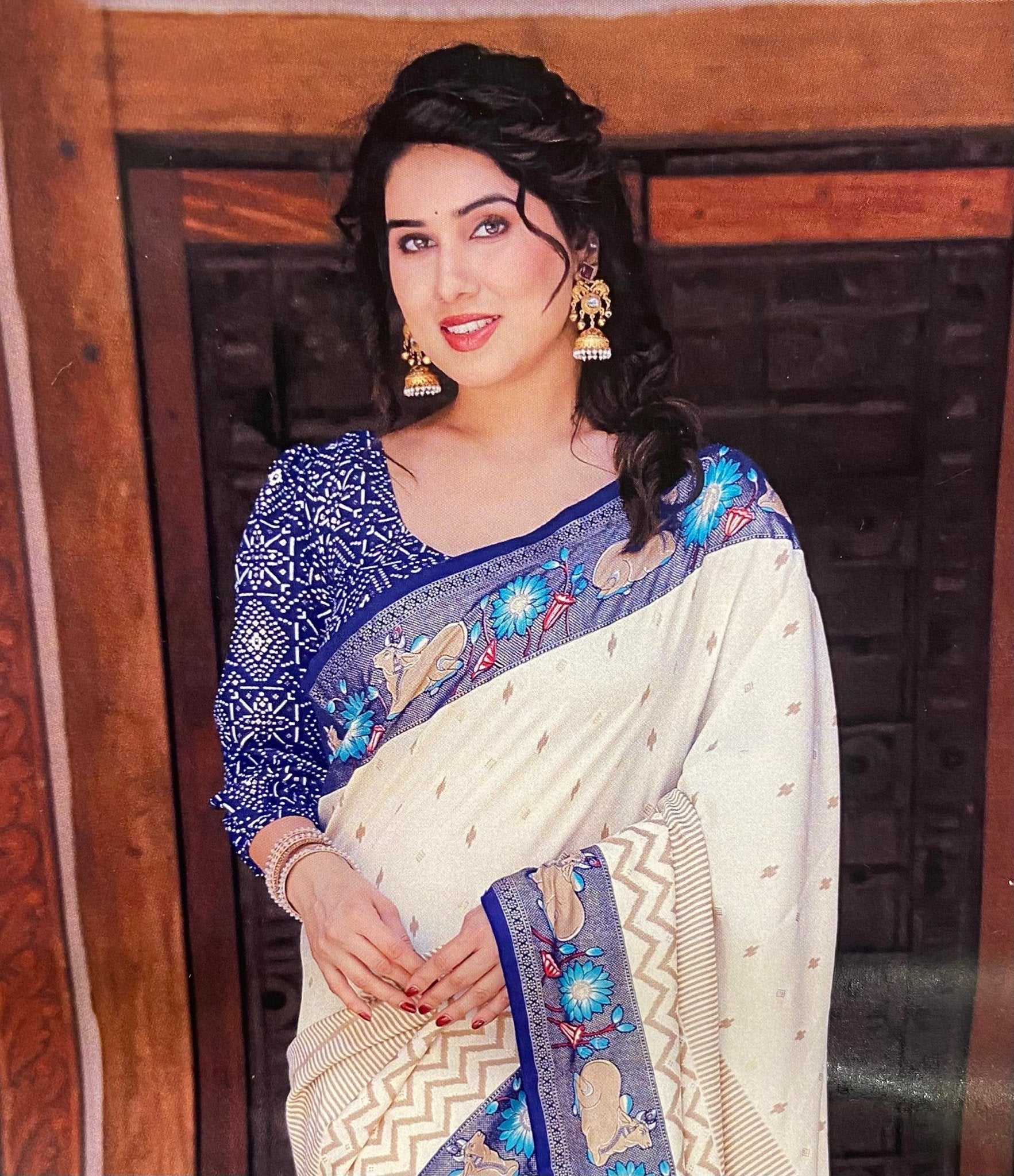 Premium Dola Silk Saree - Kanjeevaram Silk Mandir