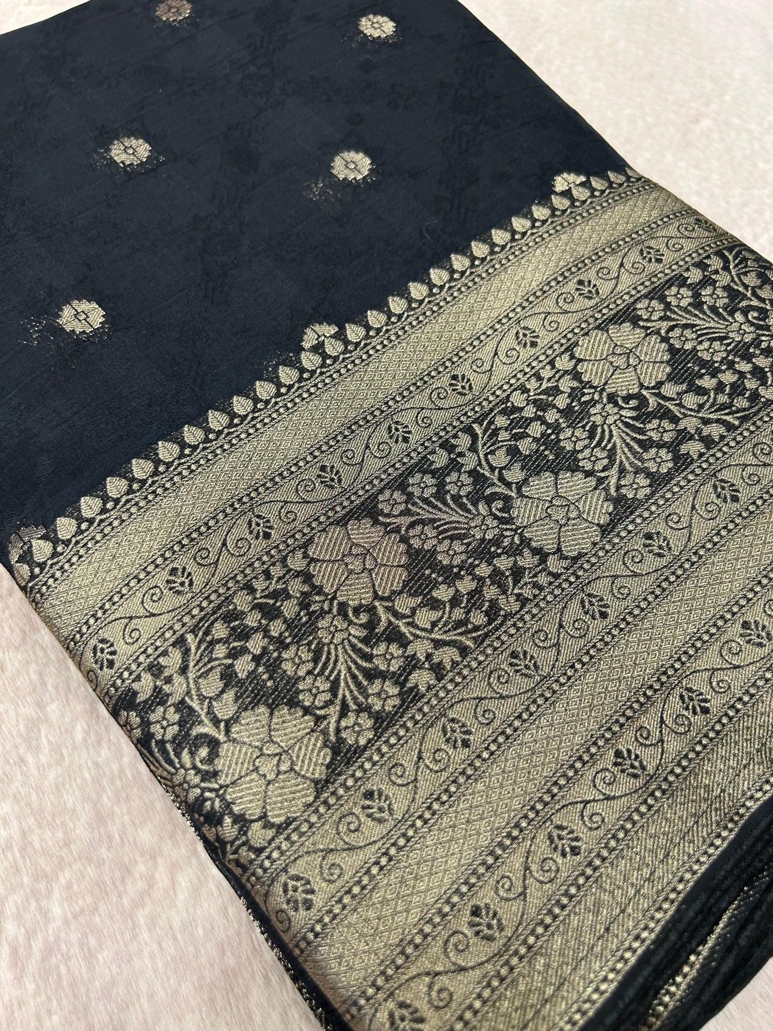 Premium Dola Silk Saree🖤 - Kanjeevaram Silk Mandir