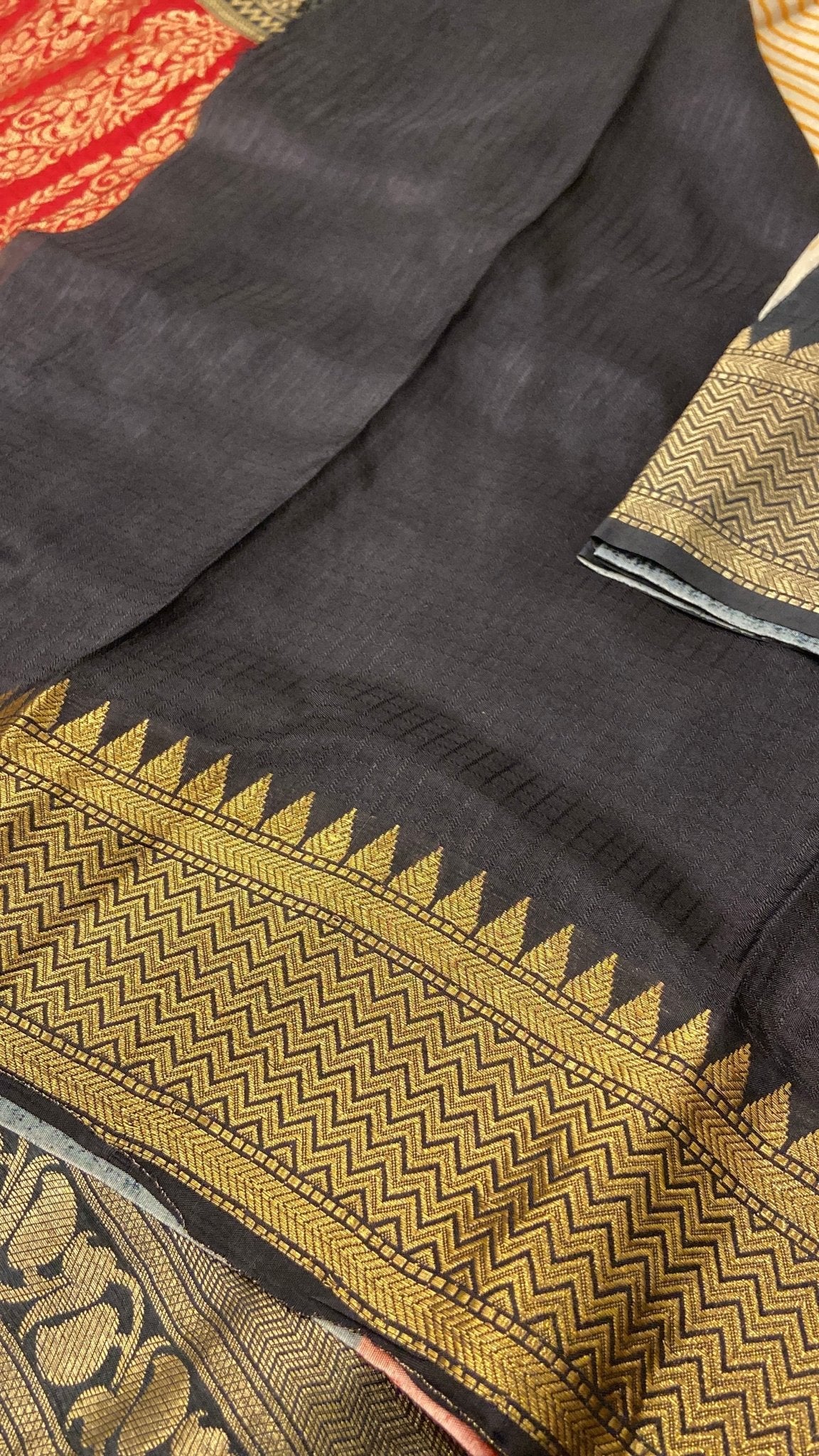 Premium Dola With Ganga Jamuna Border Saree - Kanjeevaram Silk Mandir