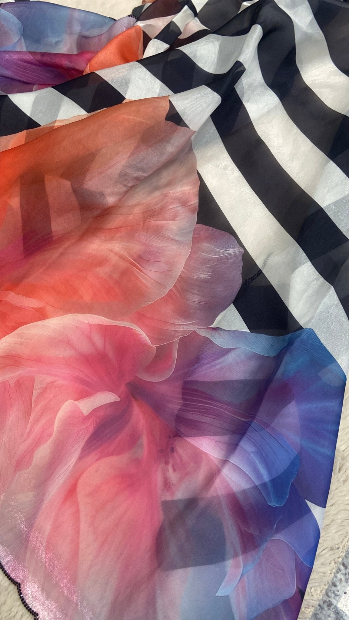 Premium Fendicrush saree - Kanjeevaram Silk Mandir