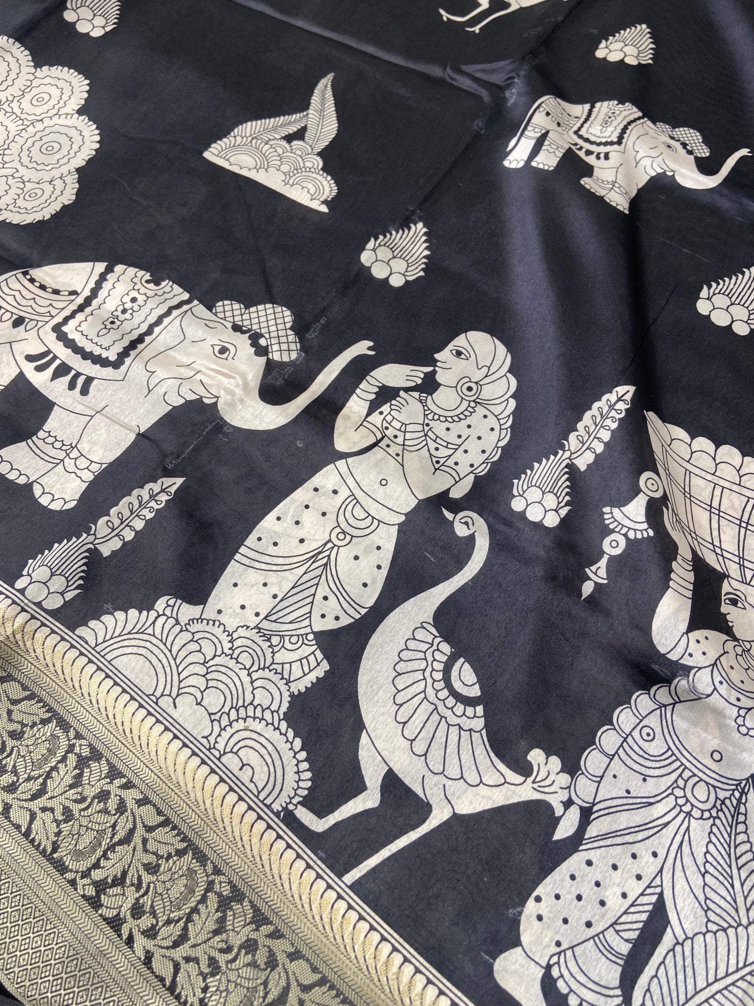 Premium Kalamkari Crepe Silk Saree - Kanjeevaram Silk Mandir