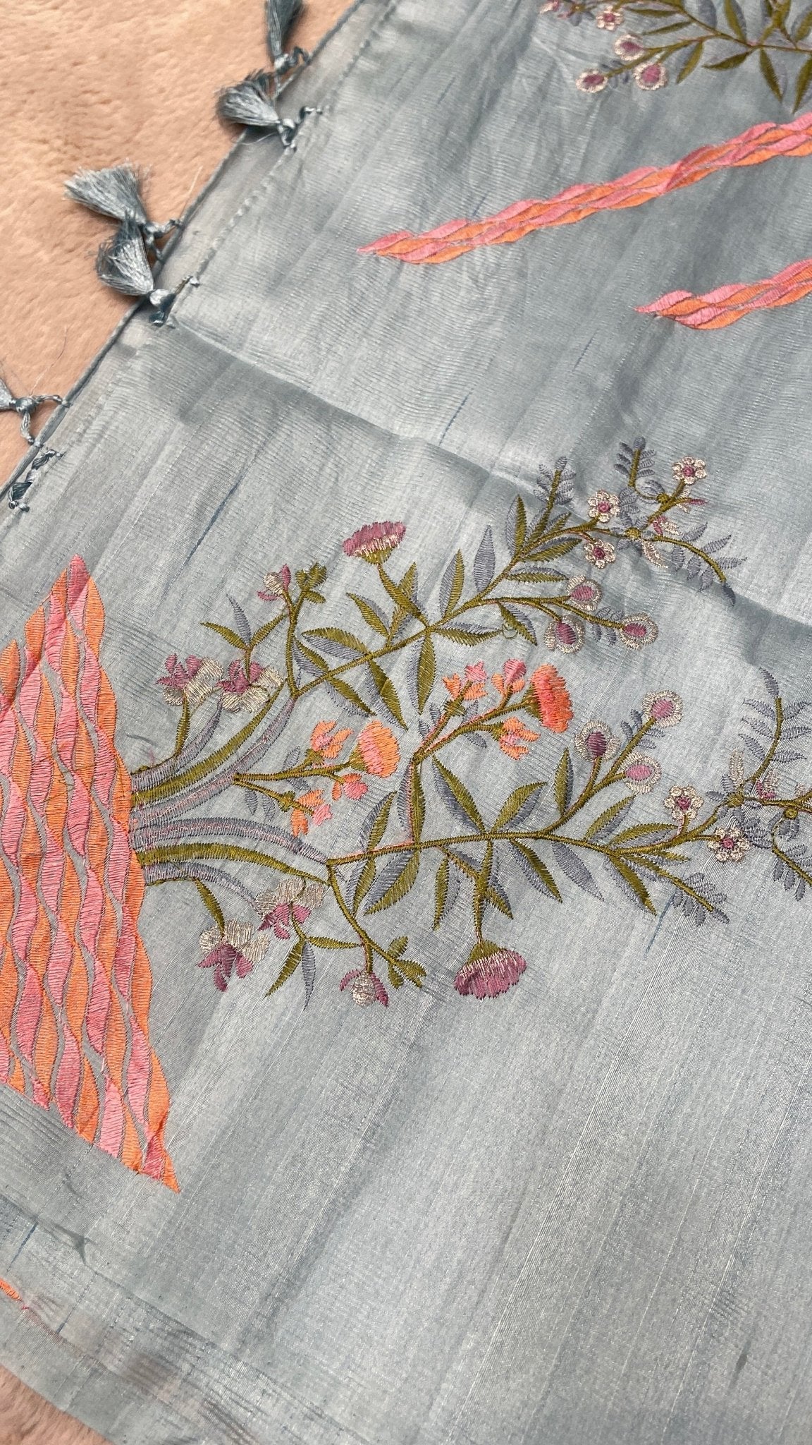 Premium Kosa Embroidery Saree - Kanjeevaram Silk Mandir