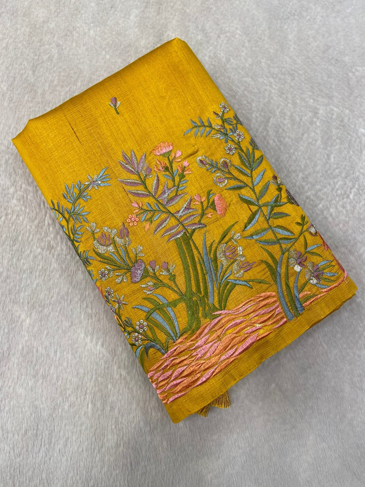 Premium Kosa Embroidery Saree - Kanjeevaram Silk Mandir