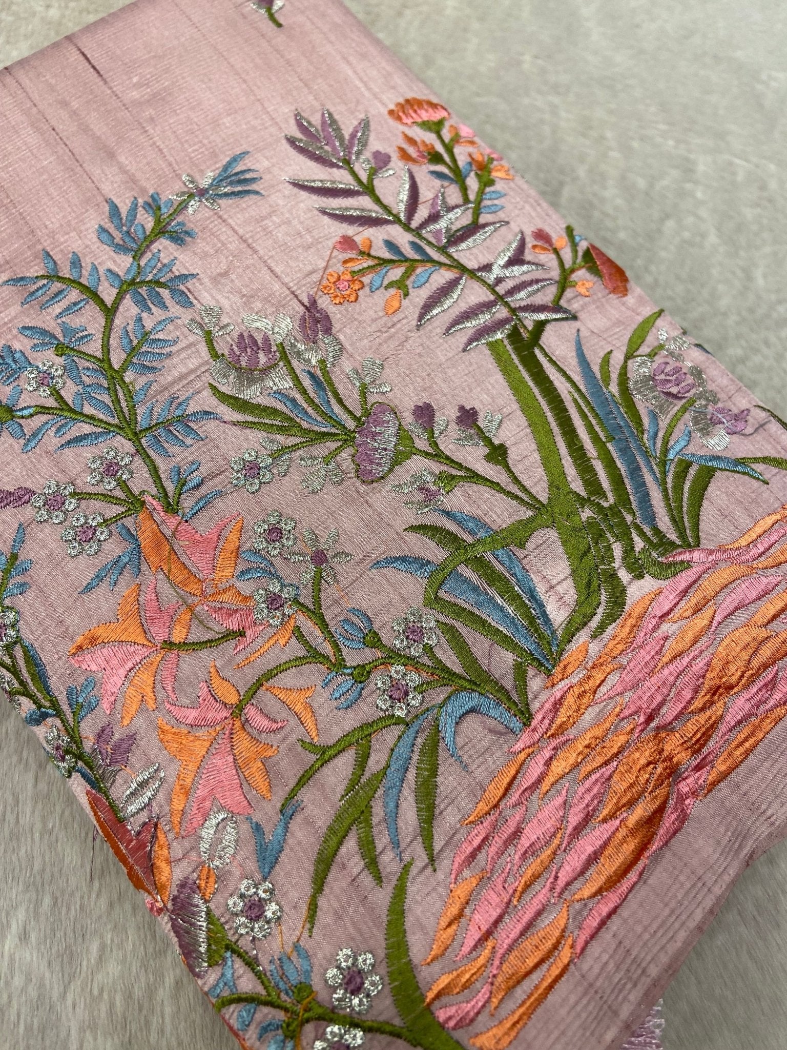 Premium Kosa Embroidery Saree - Kanjeevaram Silk Mandir