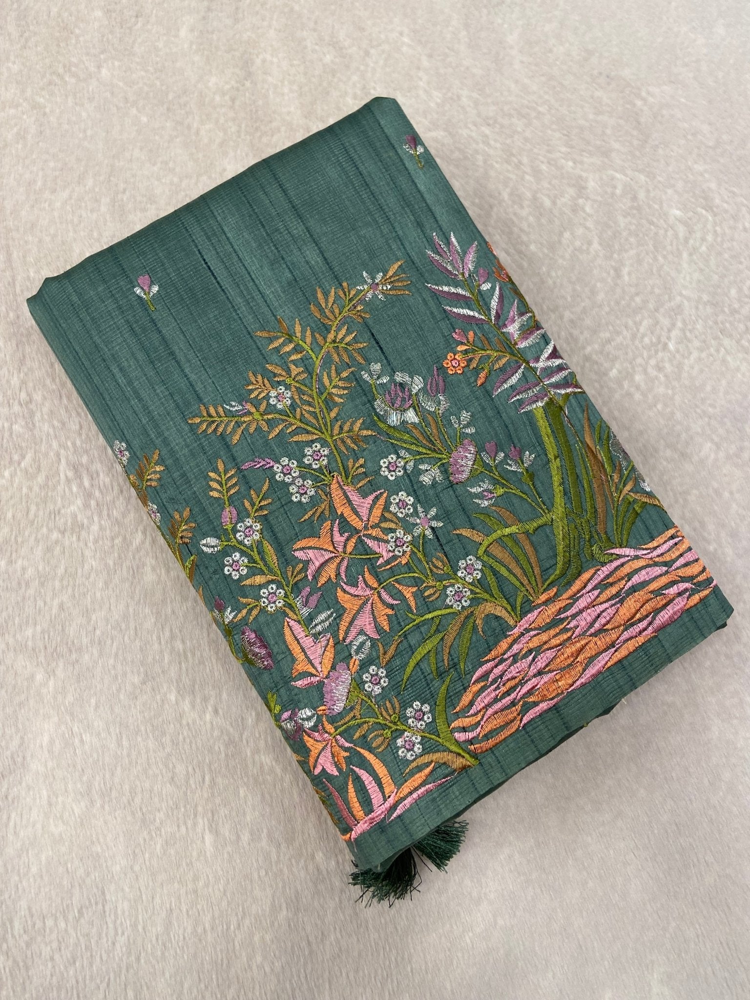 Premium Kosa Embroidery Saree - Kanjeevaram Silk Mandir