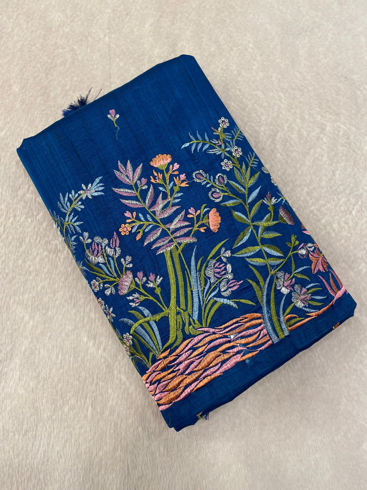 Premium Kosa Embroidery Saree - Kanjeevaram Silk Mandir