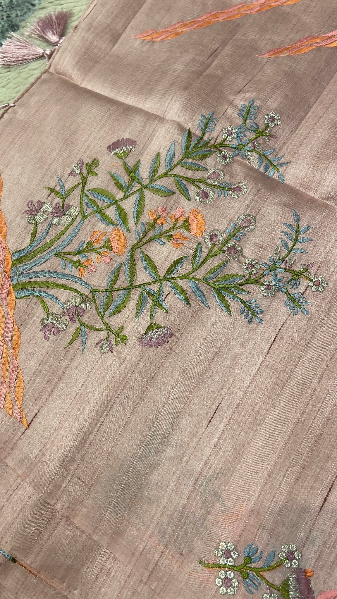 Premium Kosa Embroidery Saree - Kanjeevaram Silk Mandir